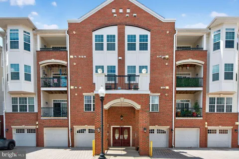 9202 Charleston Drive Unit 307, Manassas, VA 20110 - MLS#: VAMN2009116