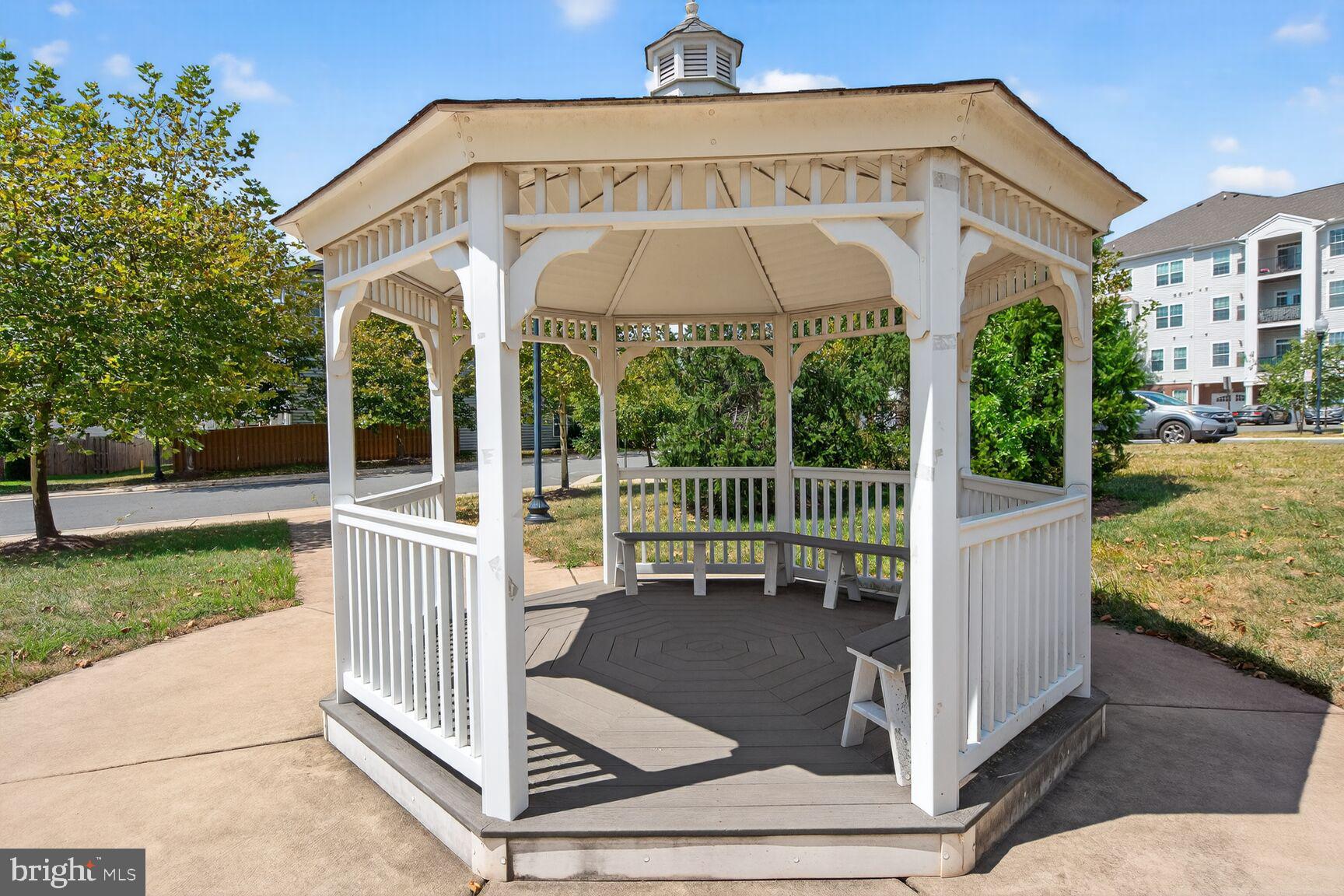 THE GATHERINGS - Residential