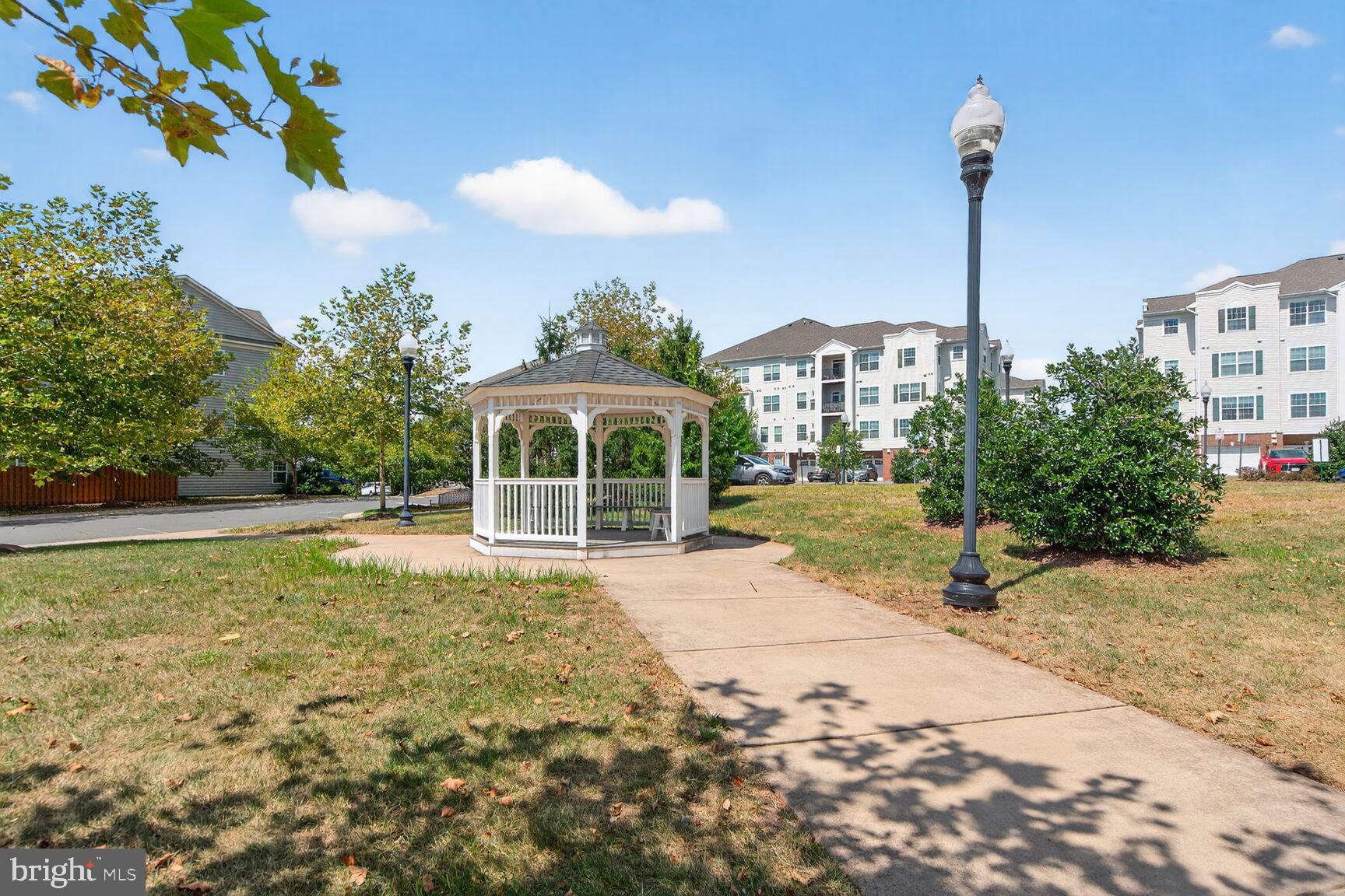 THE GATHERINGS - Residential