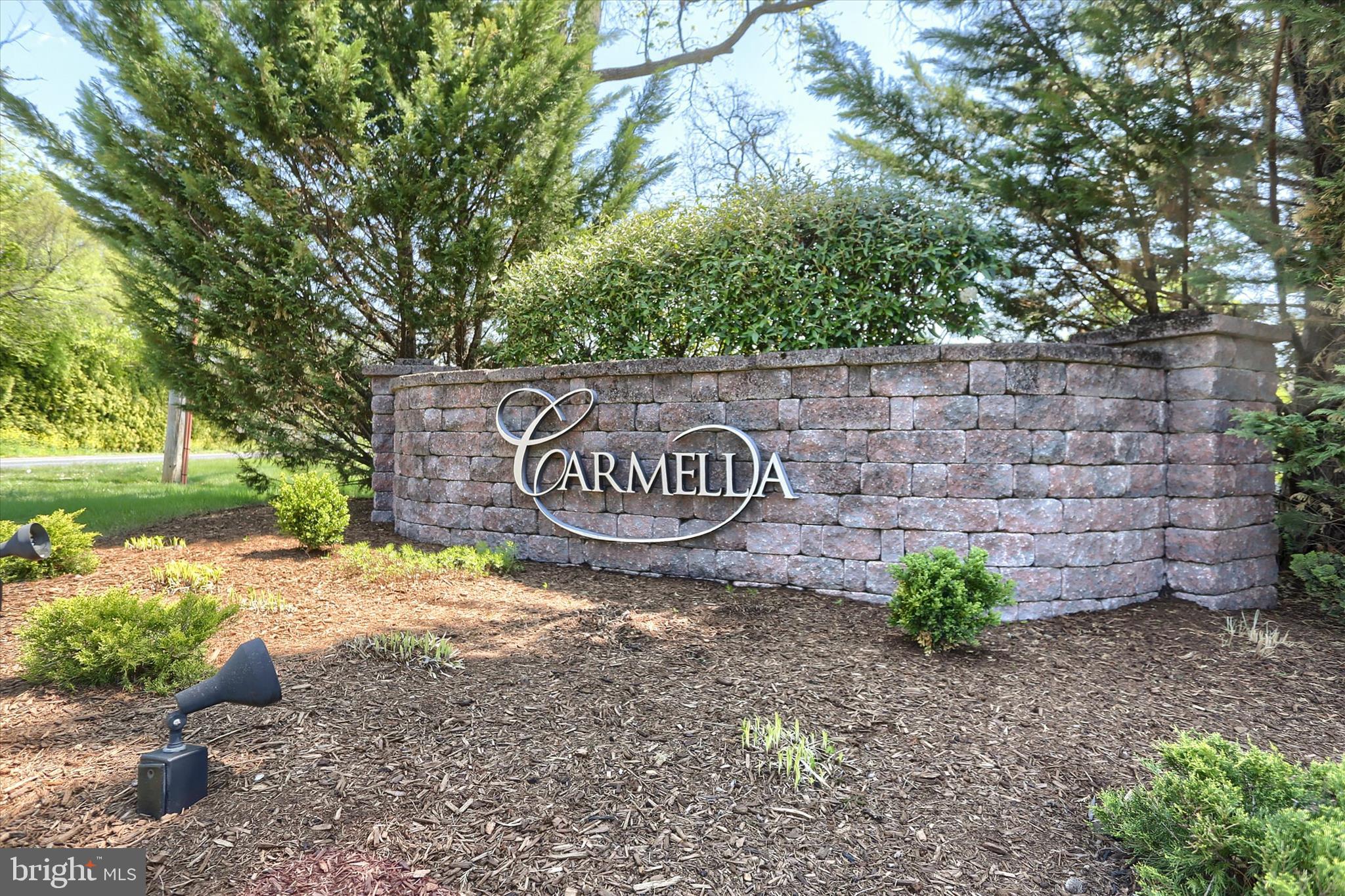 CARMELLA - Residential