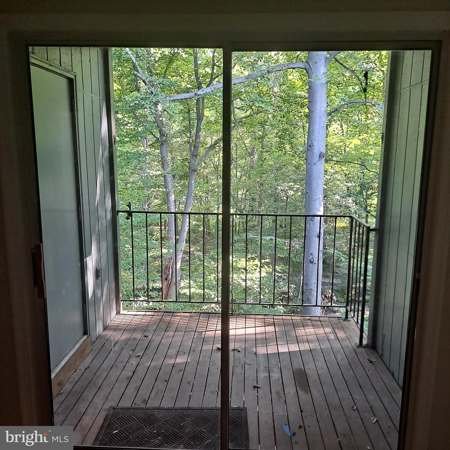 LAKEVIEW - Residential