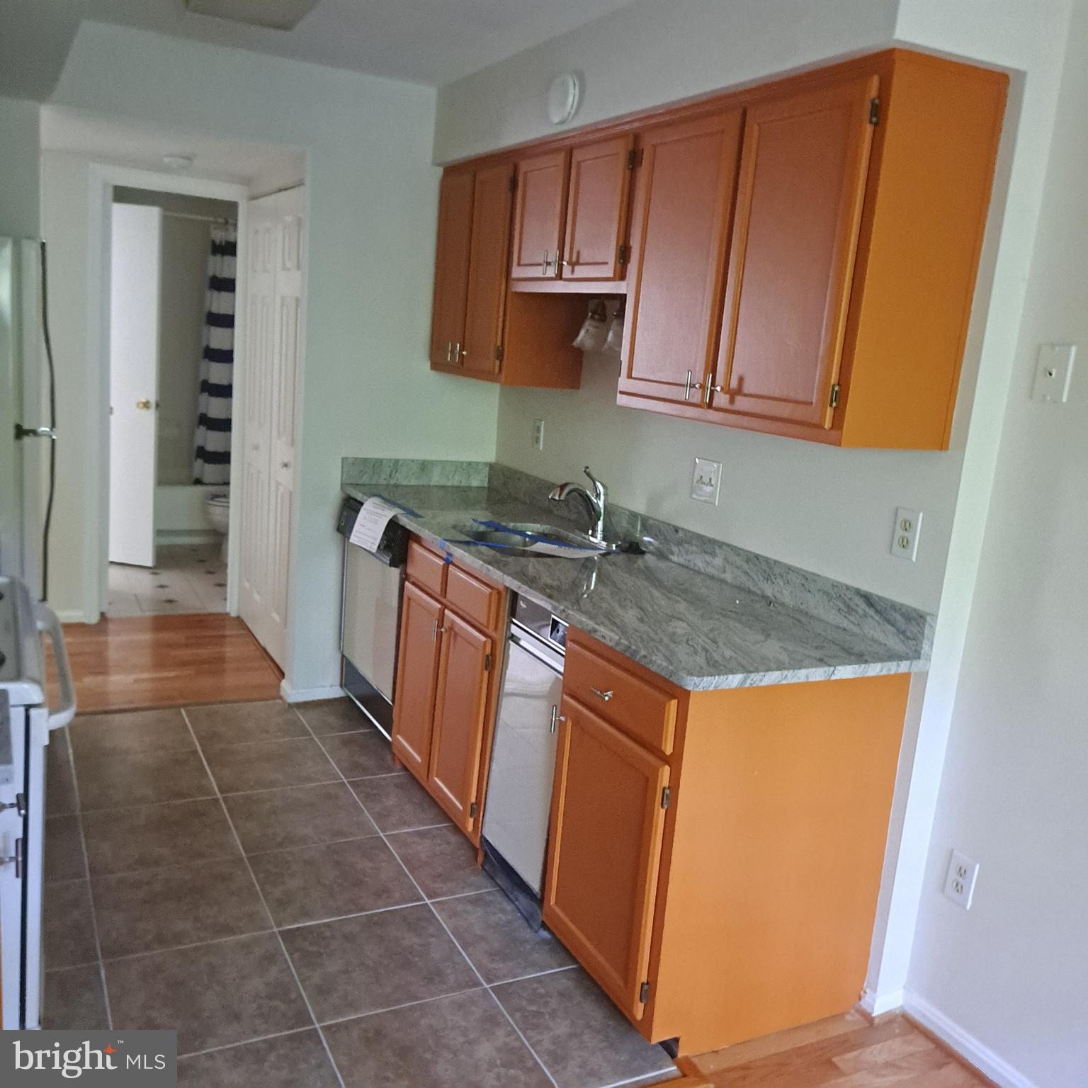 LAKEVIEW - Residential