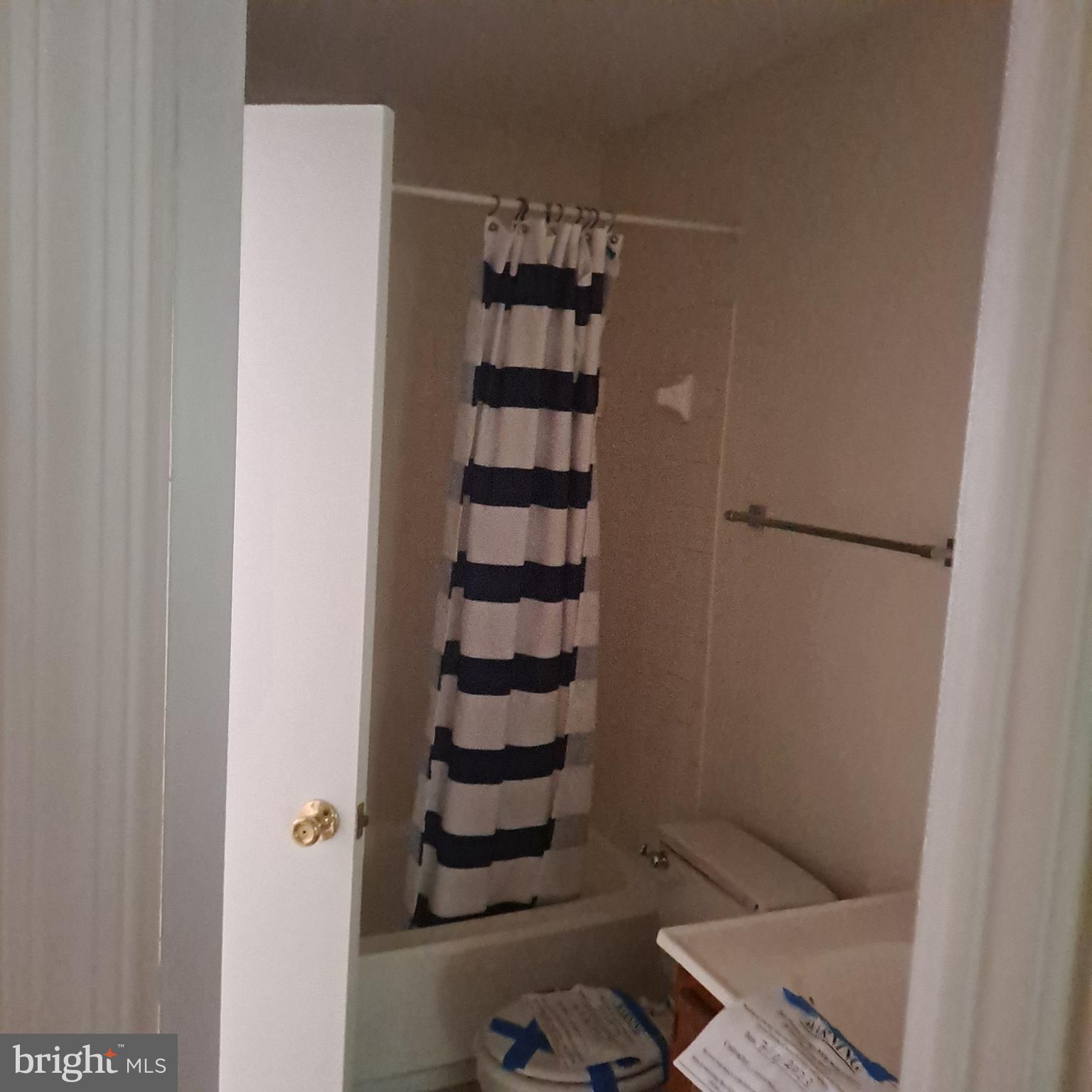 LAKEVIEW - Residential