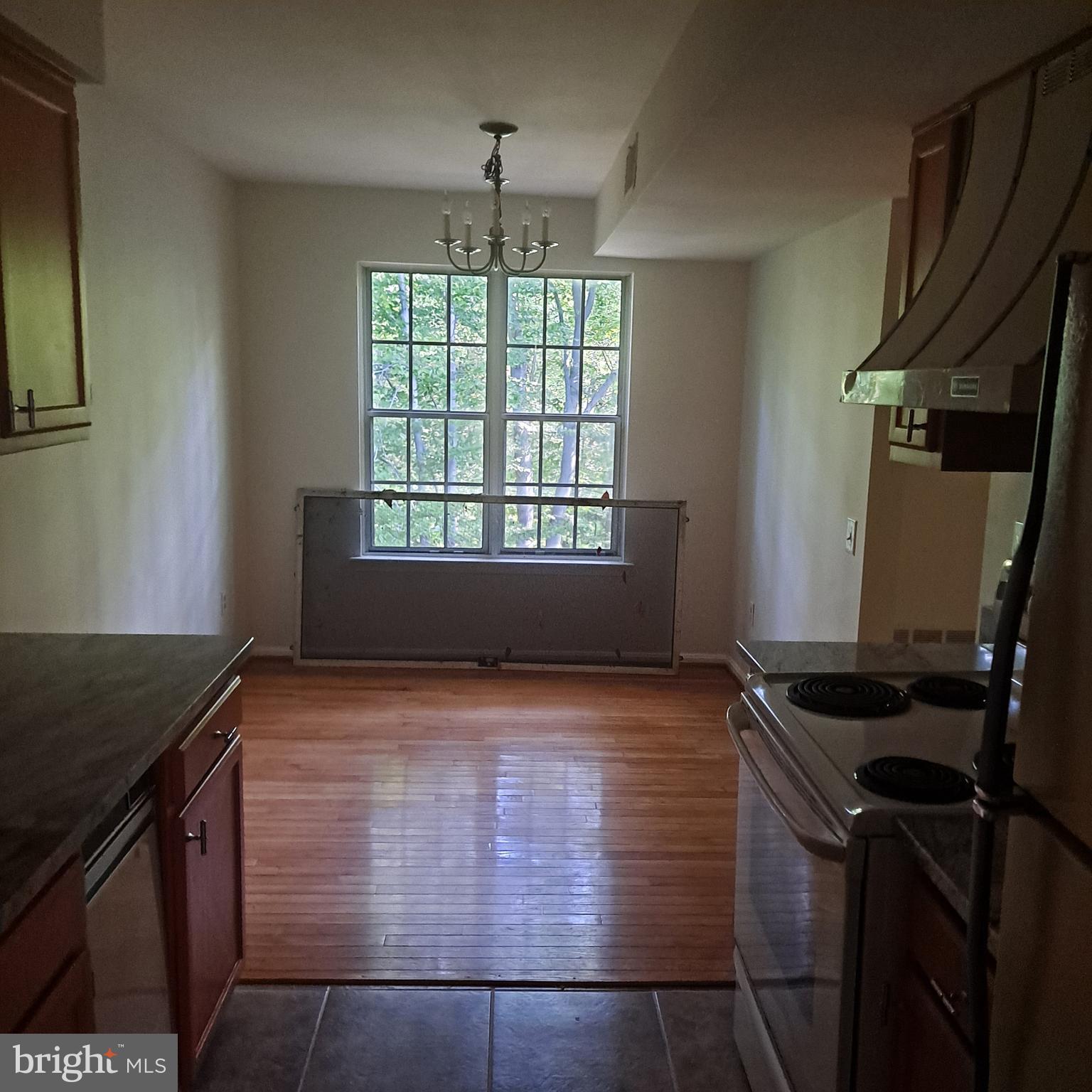 LAKEVIEW - Residential