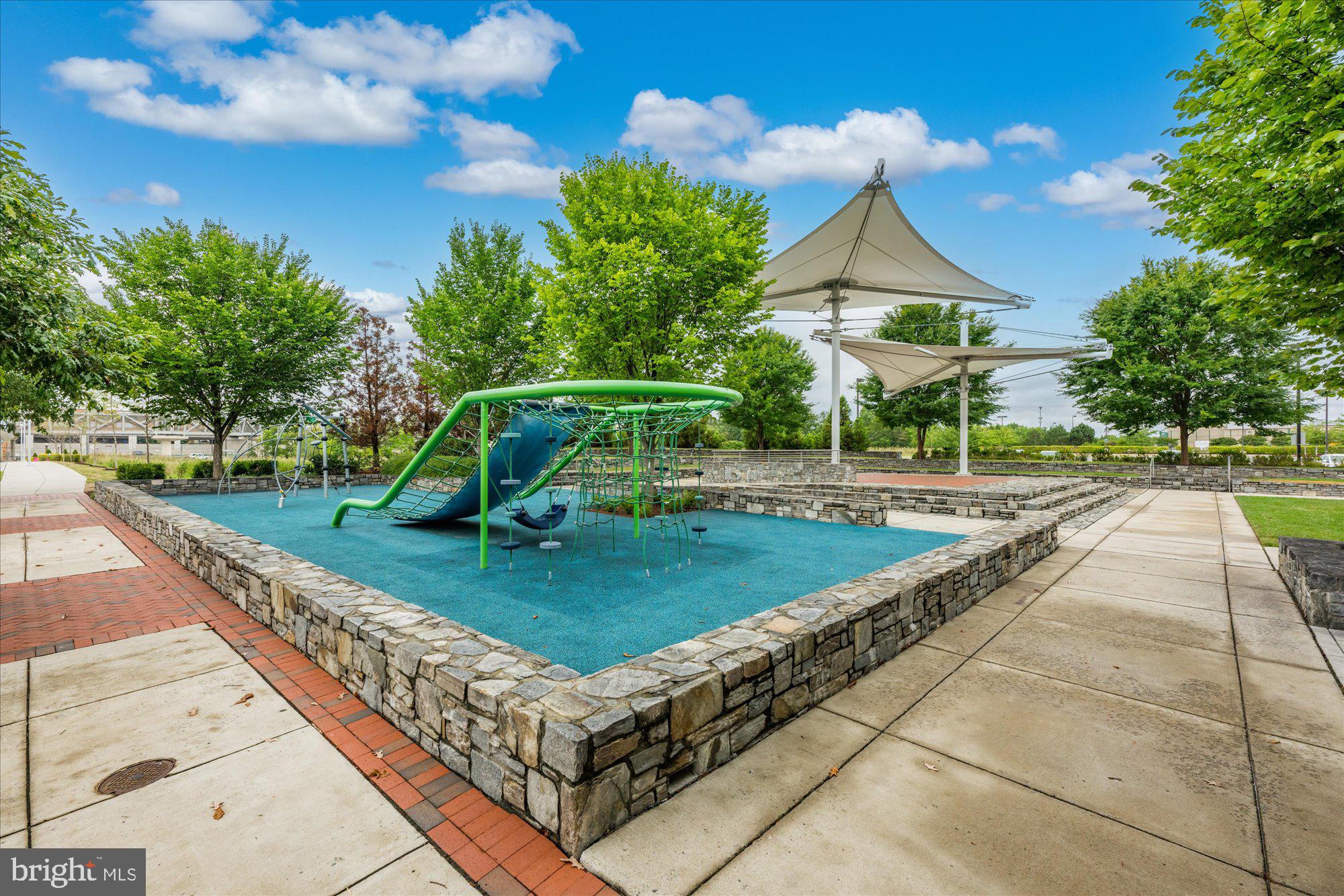 METRO WALK AT MOOREFIELD STATION - Residential