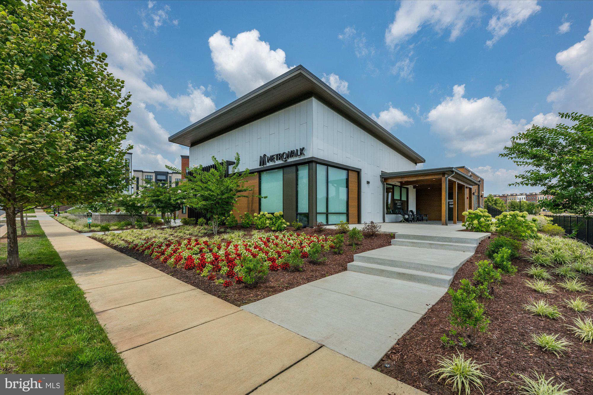 METRO WALK AT MOOREFIELD STATION - Residential