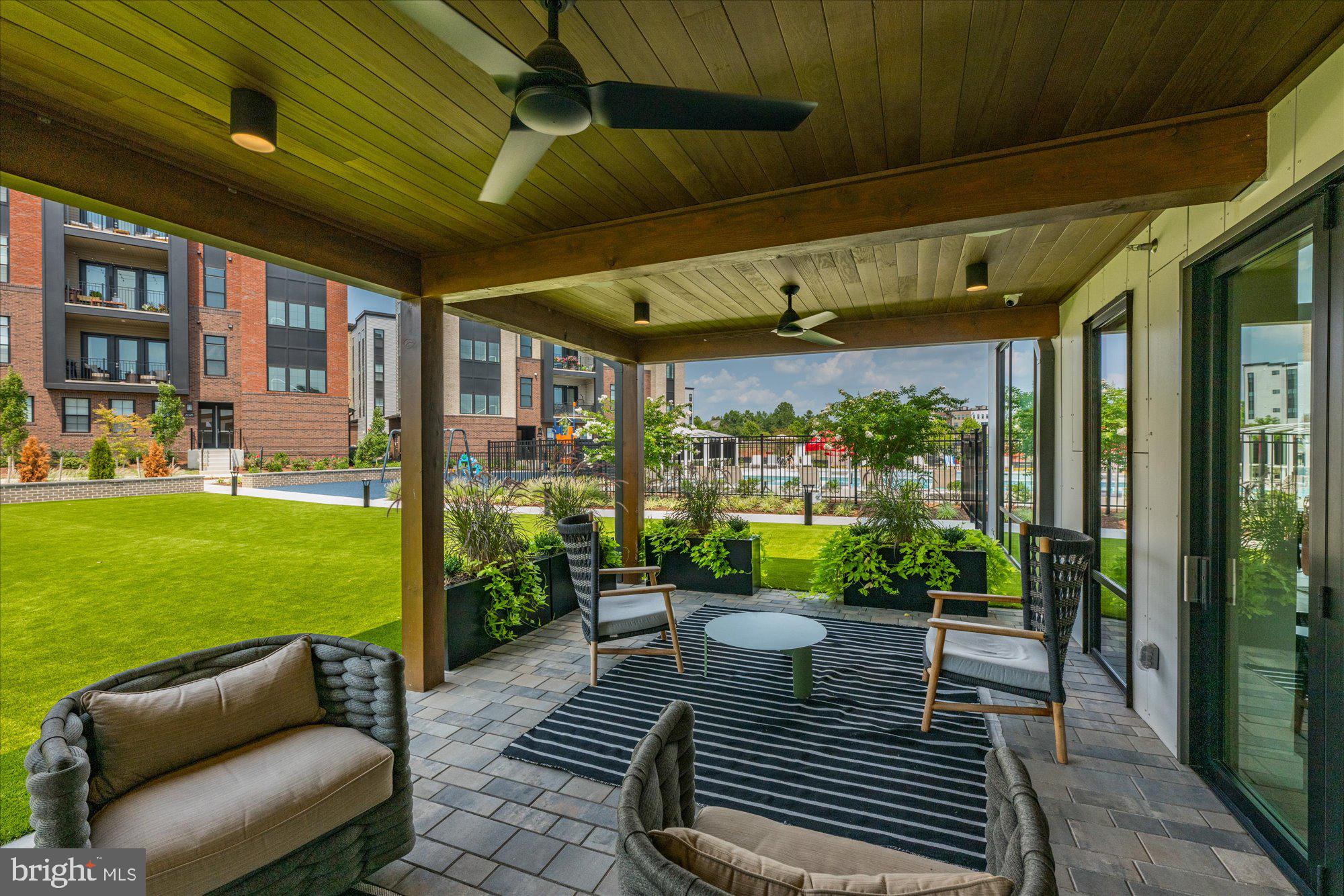 METRO WALK AT MOOREFIELD STATION - Residential