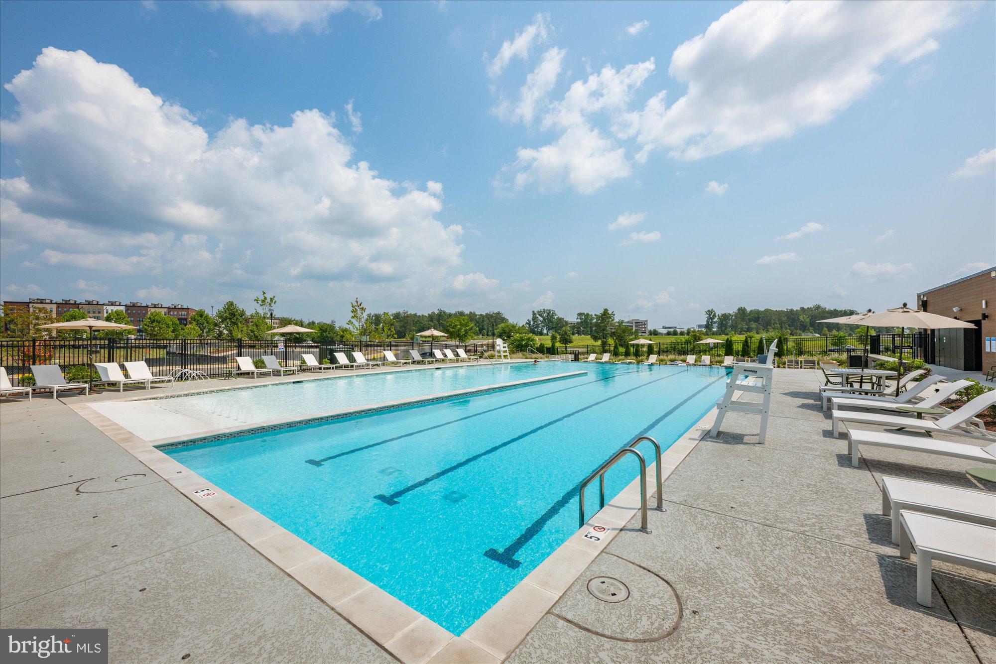 METRO WALK AT MOOREFIELD STATION - Residential