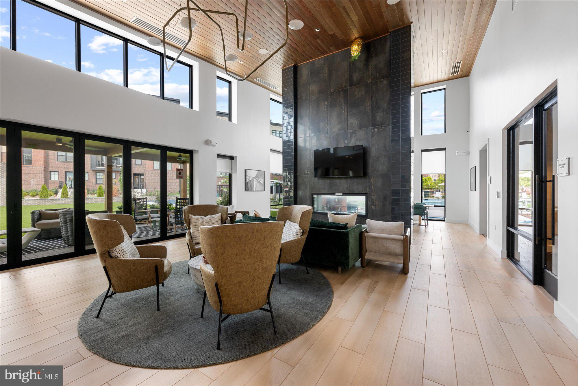 METRO WALK AT MOOREFIELD STATION - Residential