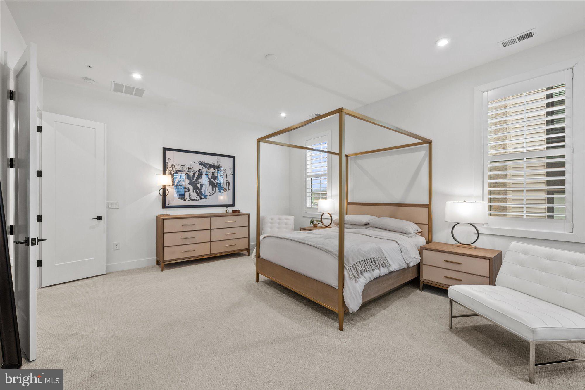 METRO WALK AT MOOREFIELD STATION - Residential