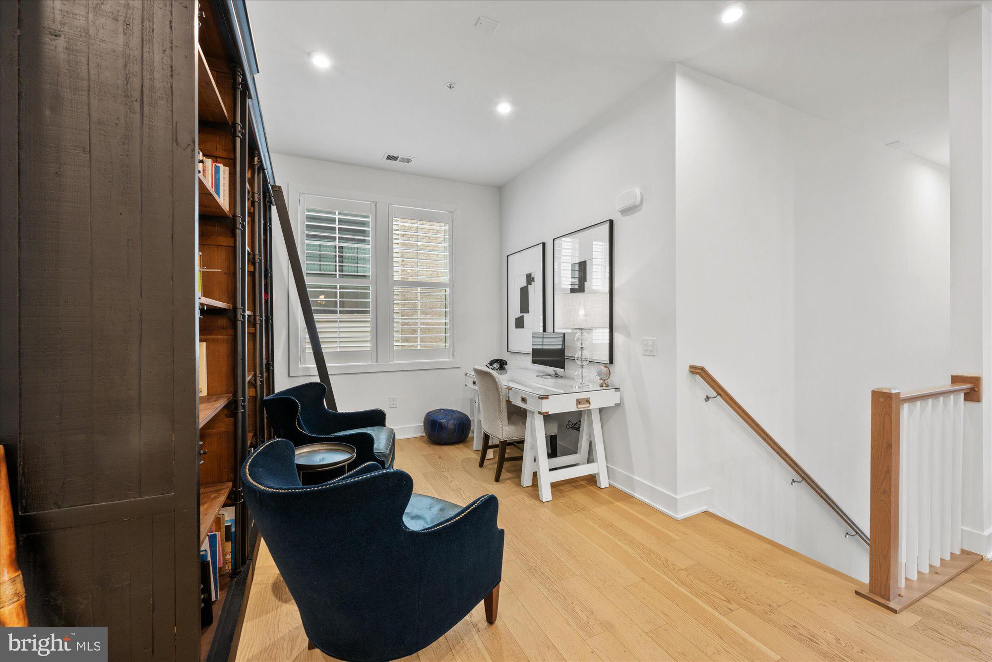 METRO WALK AT MOOREFIELD STATION - Residential