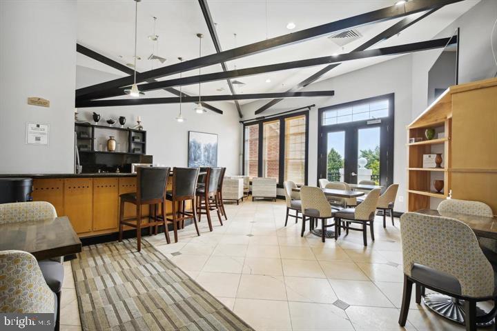 FAIRFAX RIDGE CONDOS - Residential