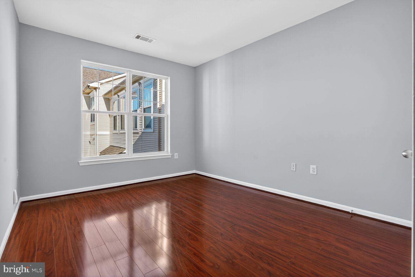 FAIRFAX RIDGE CONDOS - Residential