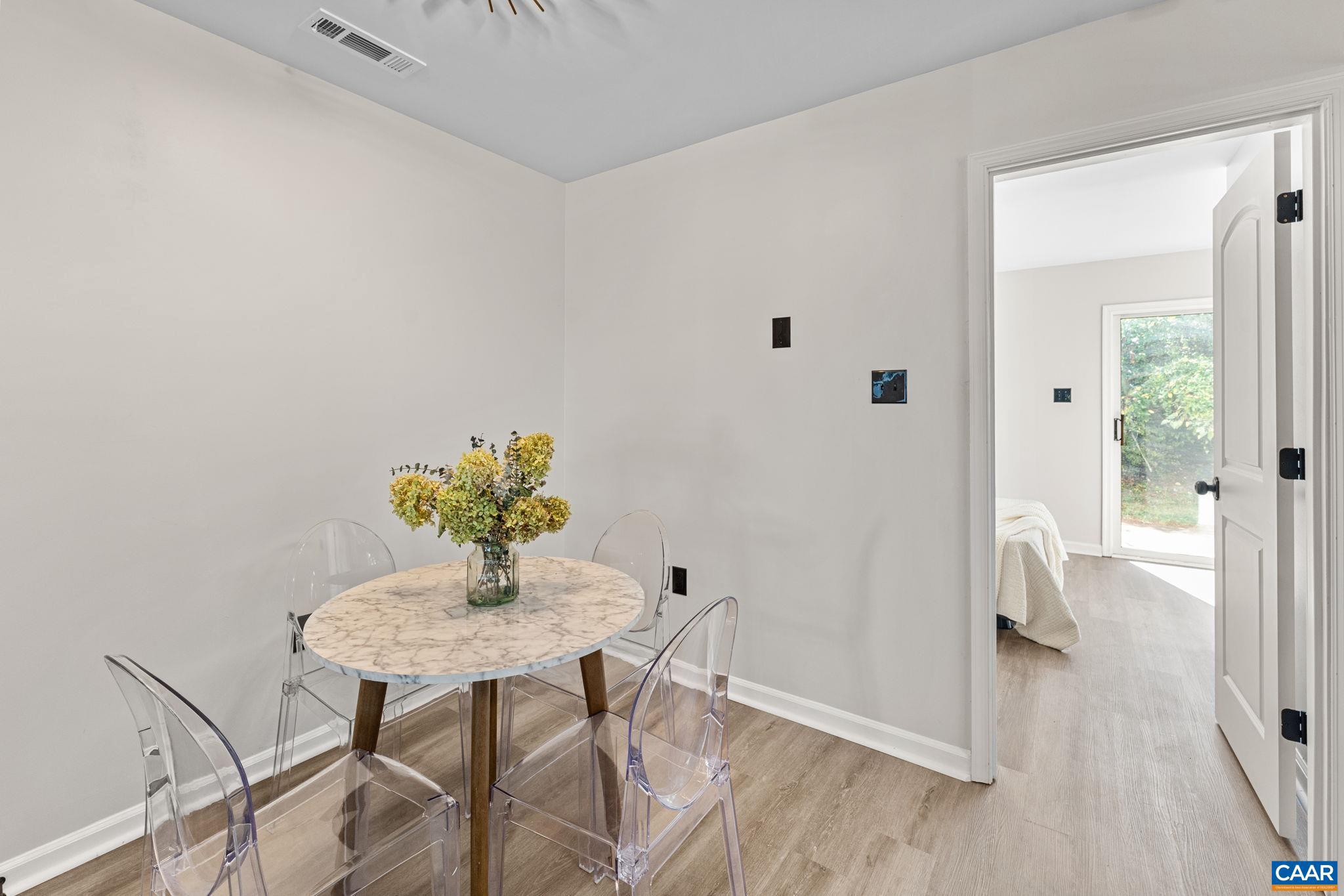 RIVERSIDE - Residential