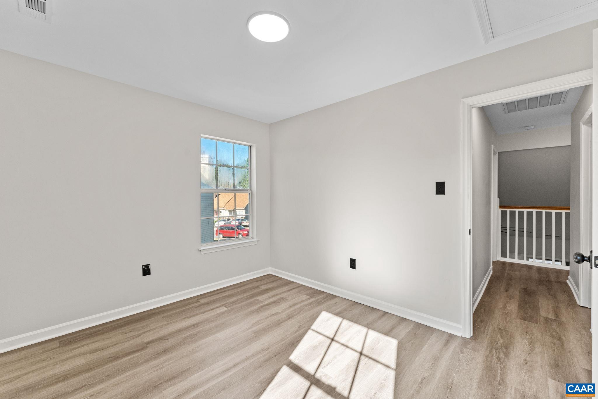 RIVERSIDE - Residential