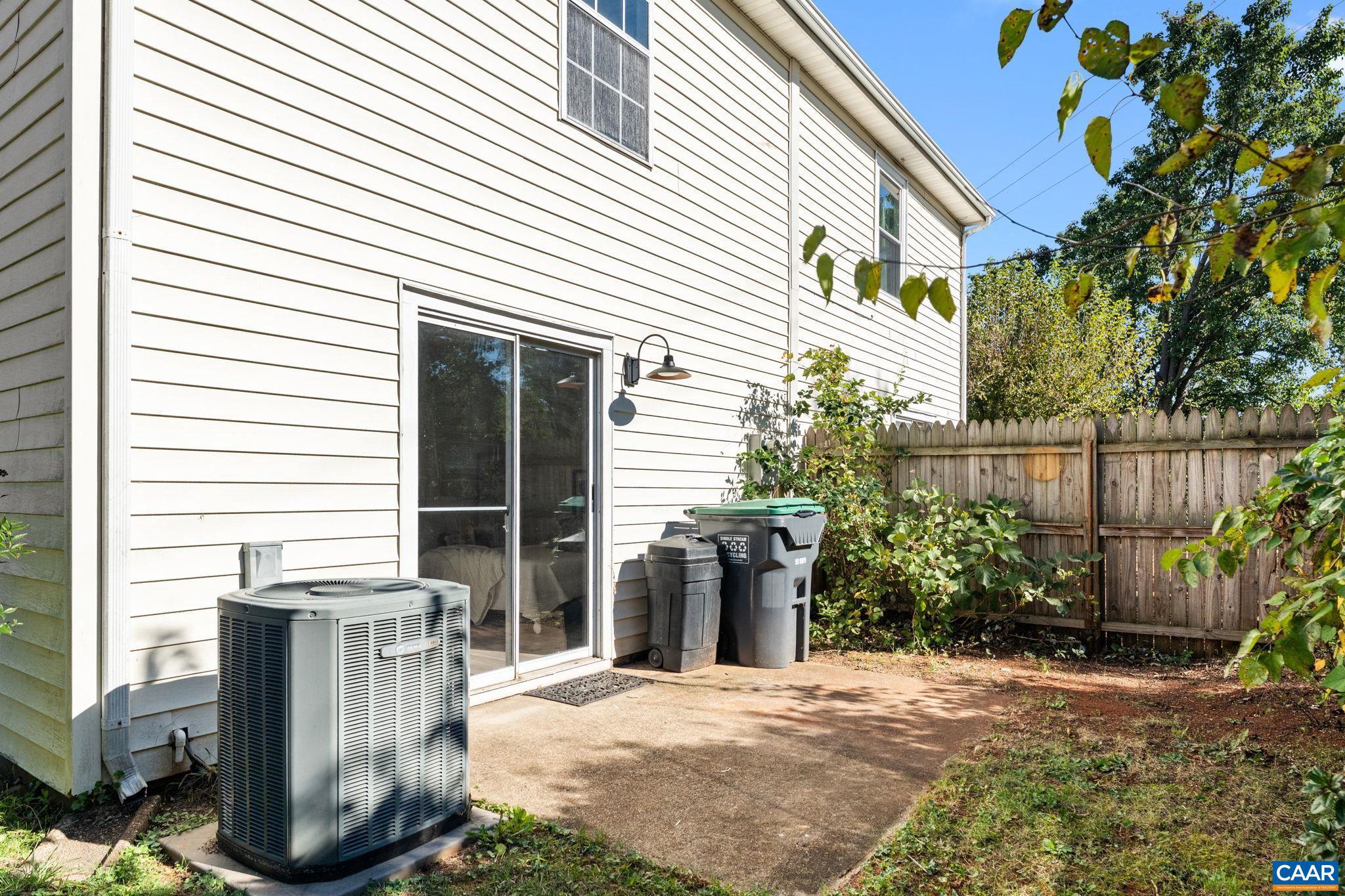 RIVERSIDE - Residential