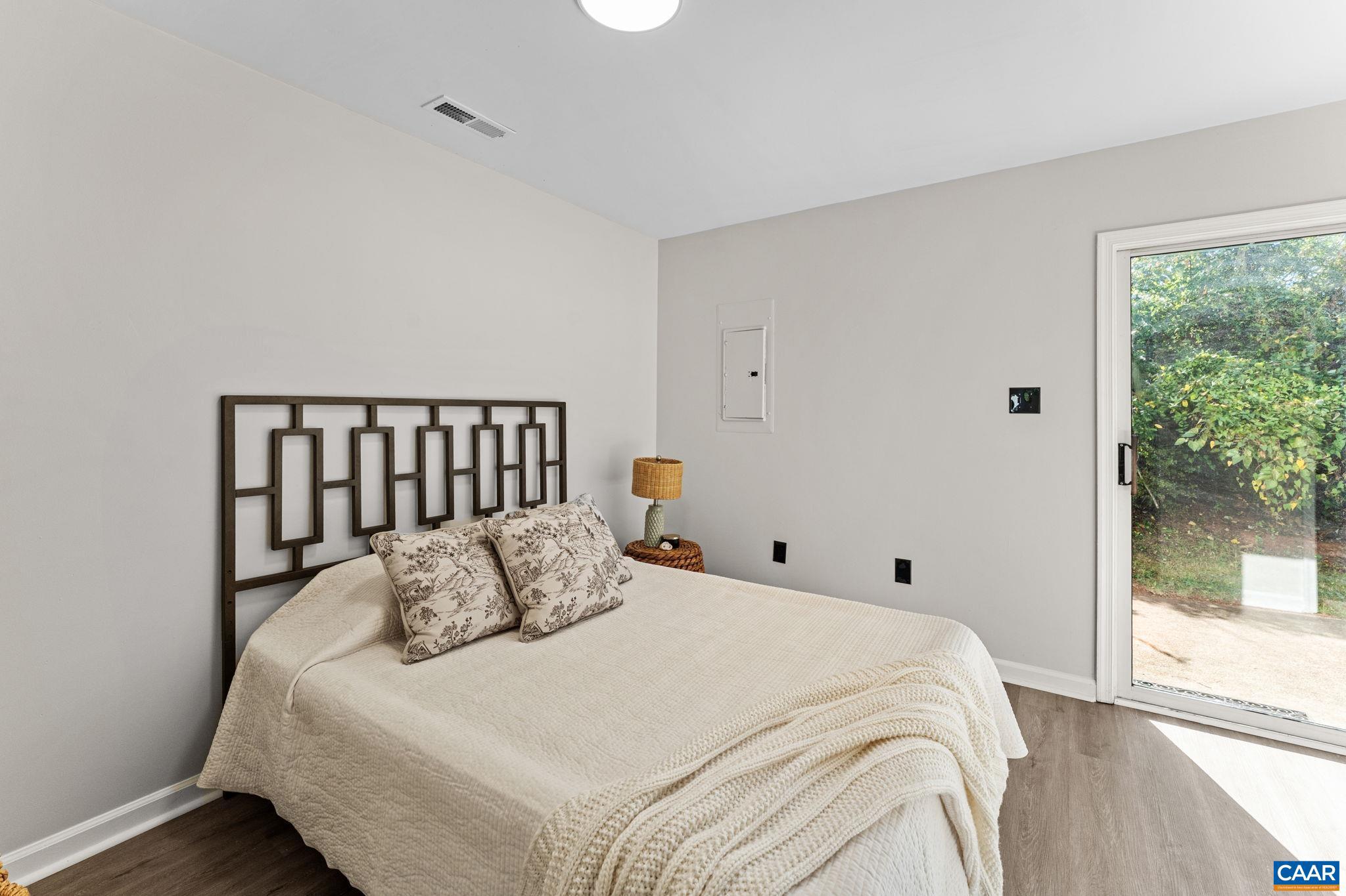 RIVERSIDE - Residential