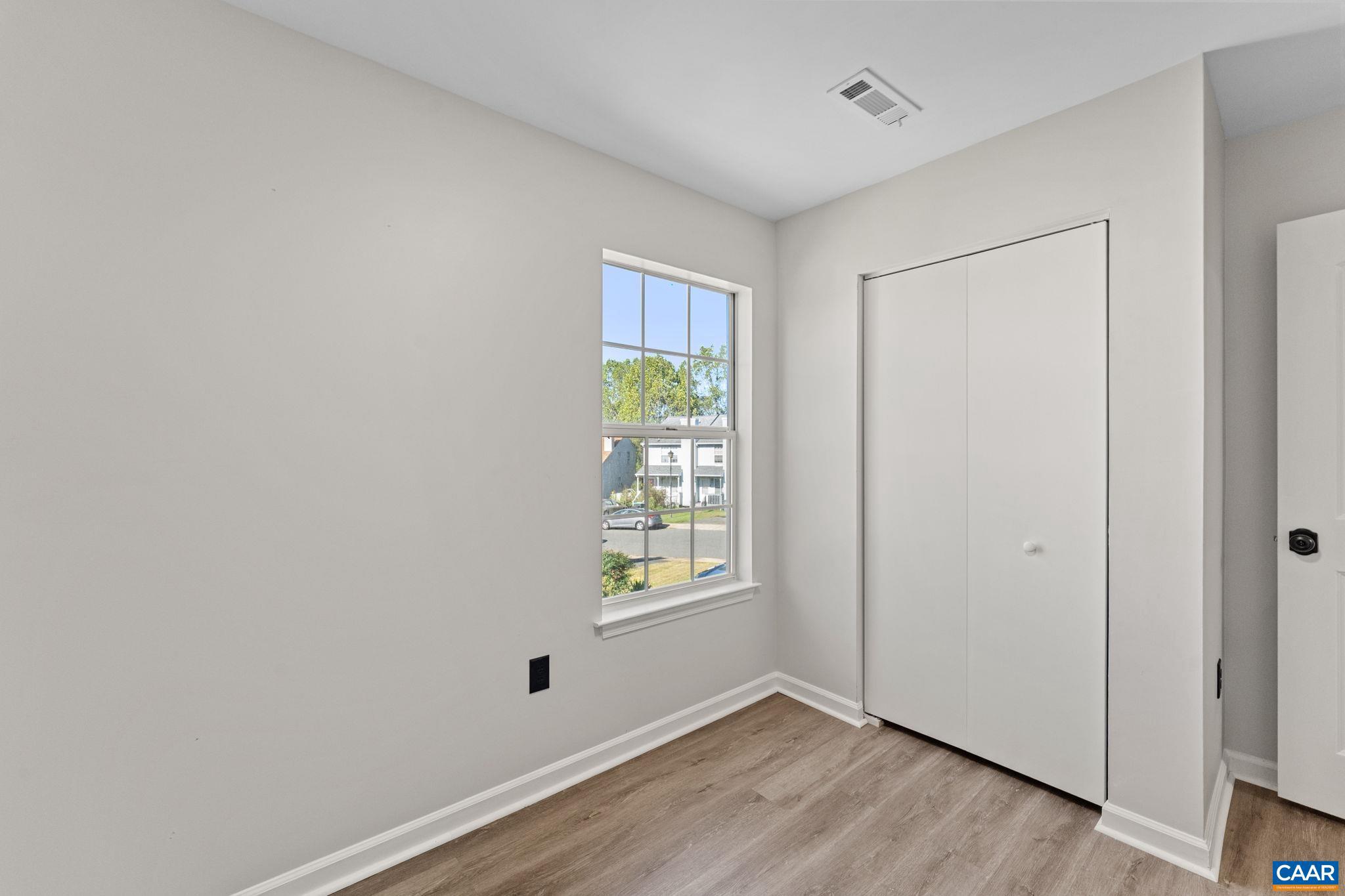 RIVERSIDE - Residential