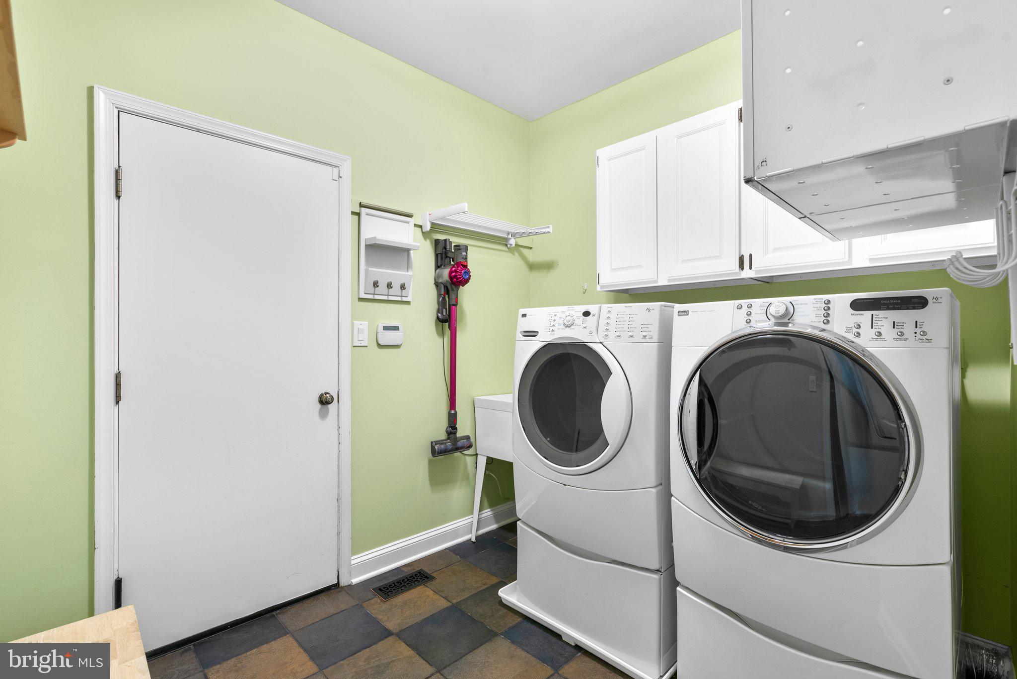 SEVERN VIEW - Residential