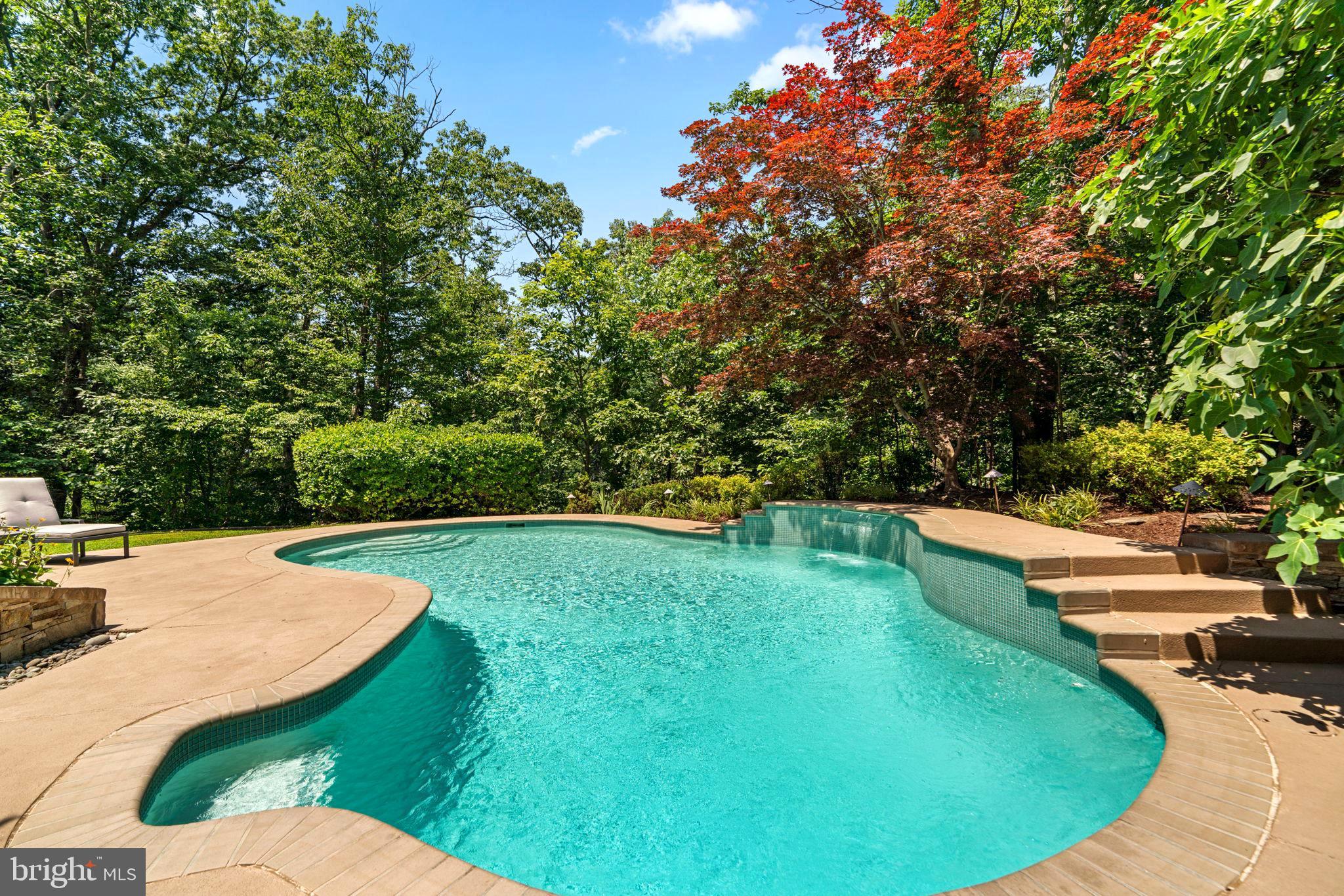 1200 MARINAVIEW DRIVE