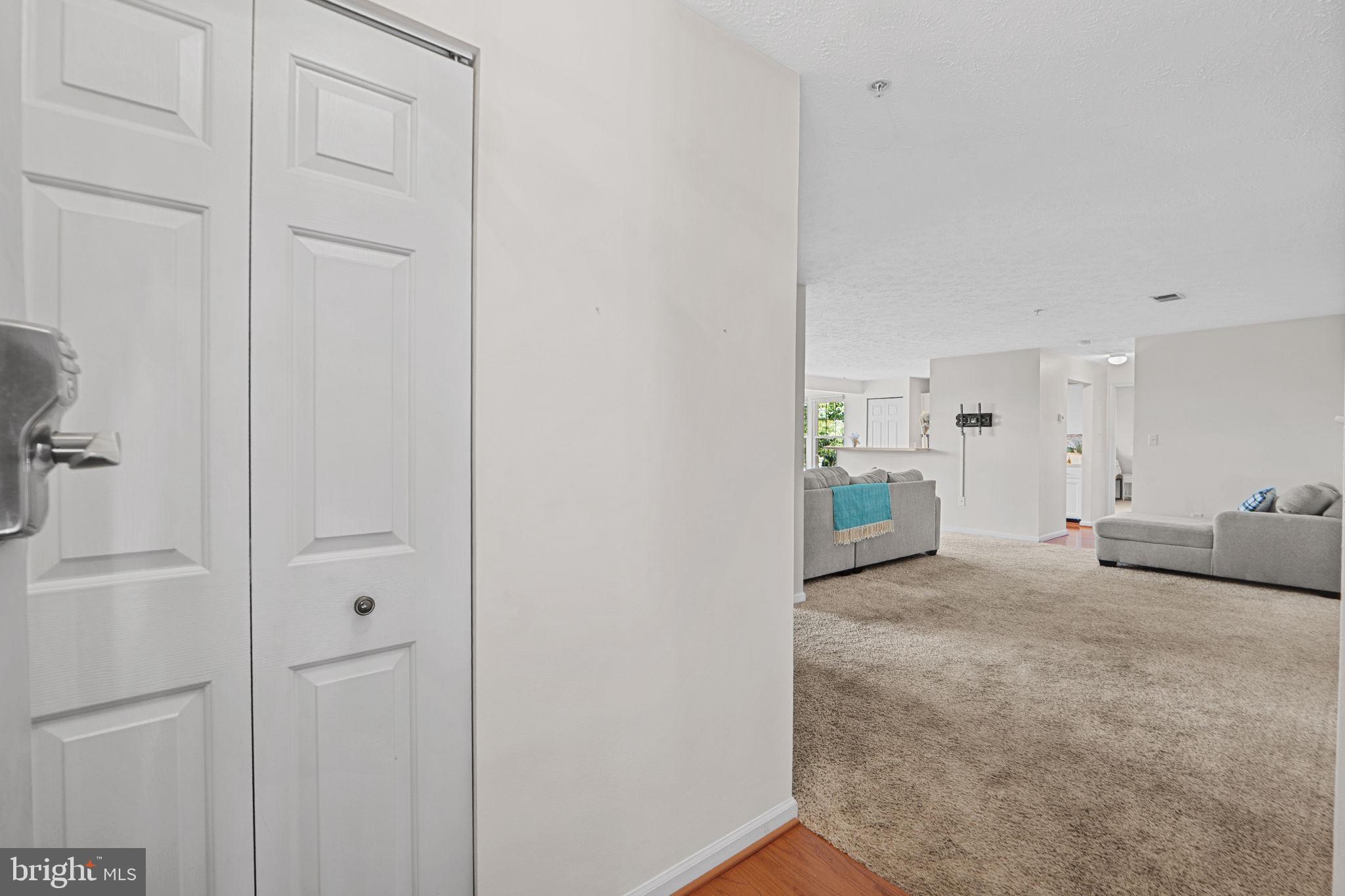 CHESTNUT GABLE - Residential Lease