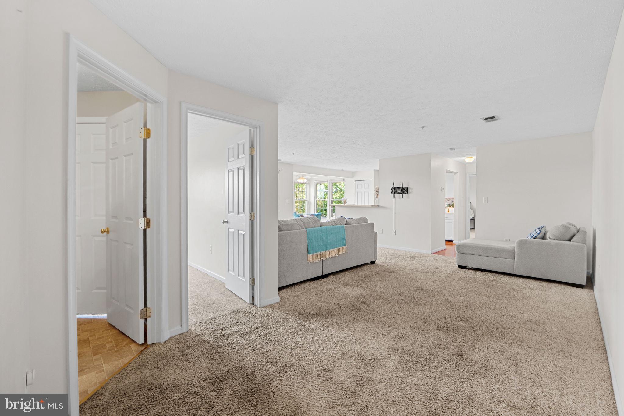 CHESTNUT GABLE - Residential Lease