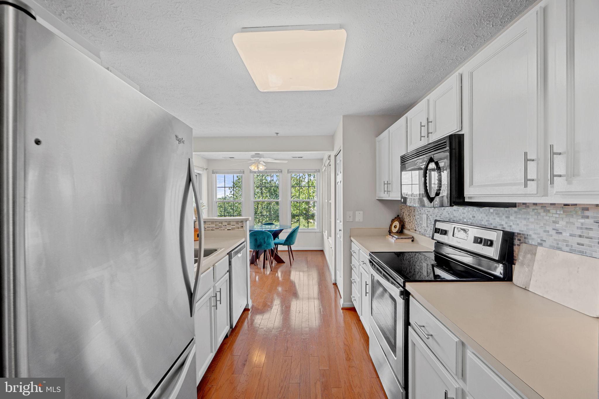 CHESTNUT GABLE - Residential Lease