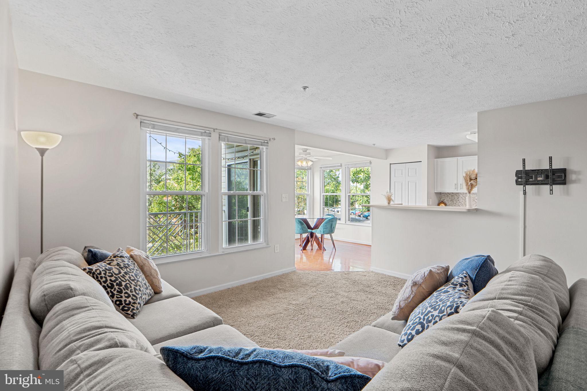 CHESTNUT GABLE - Residential Lease