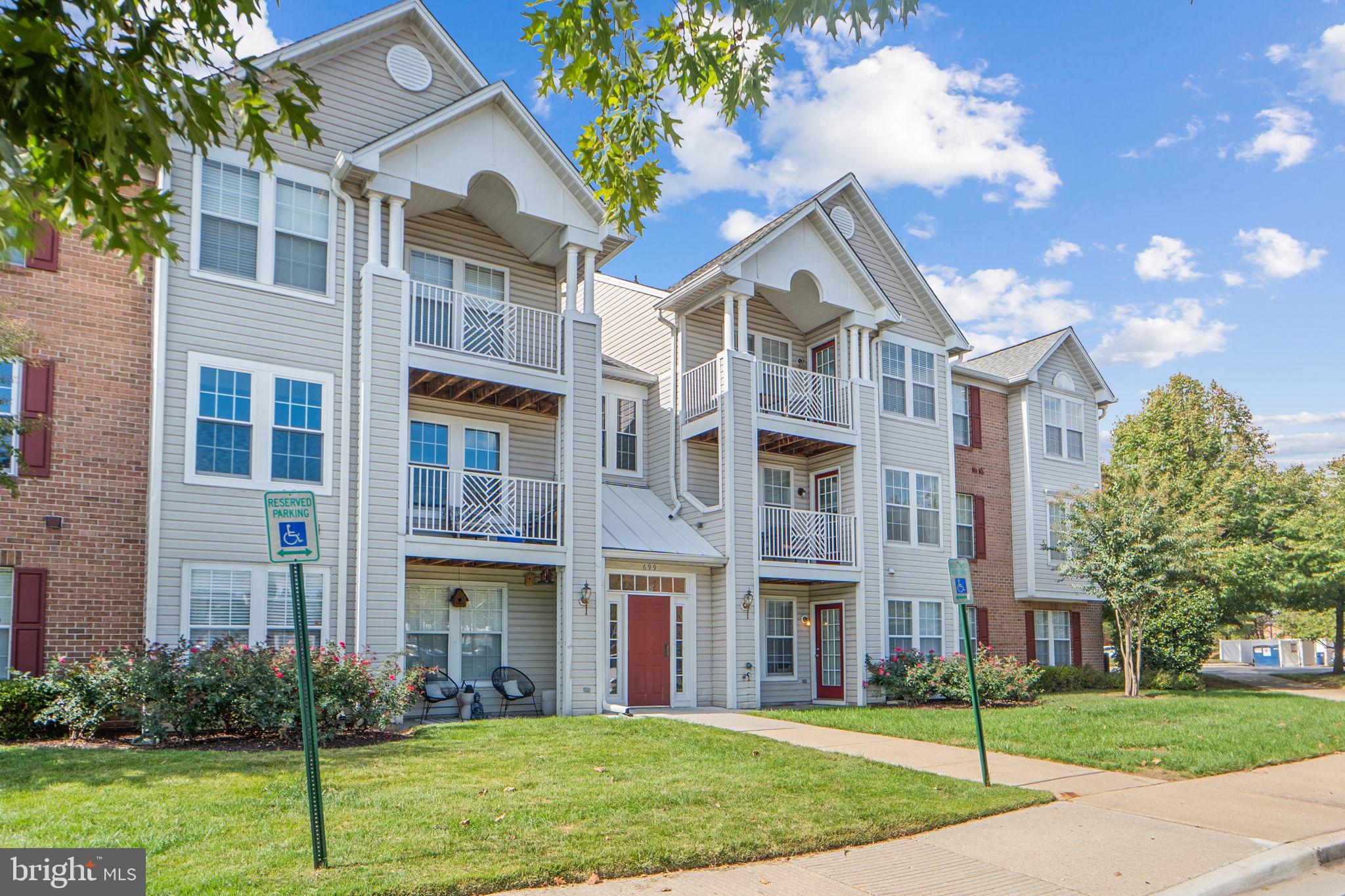 CHESTNUT GABLE - Residential Lease