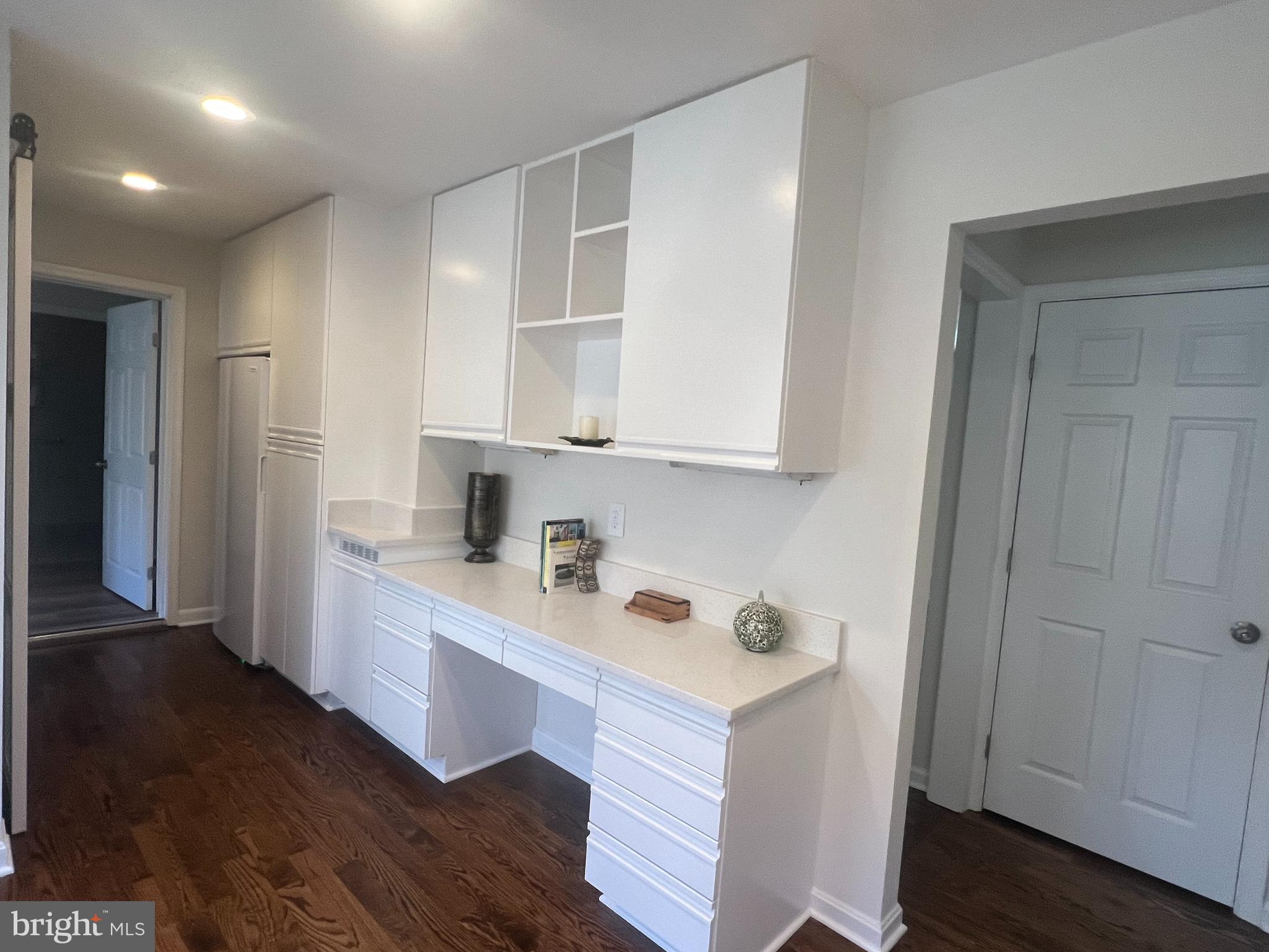 LAKE NORMANDY ESTATES - Residential