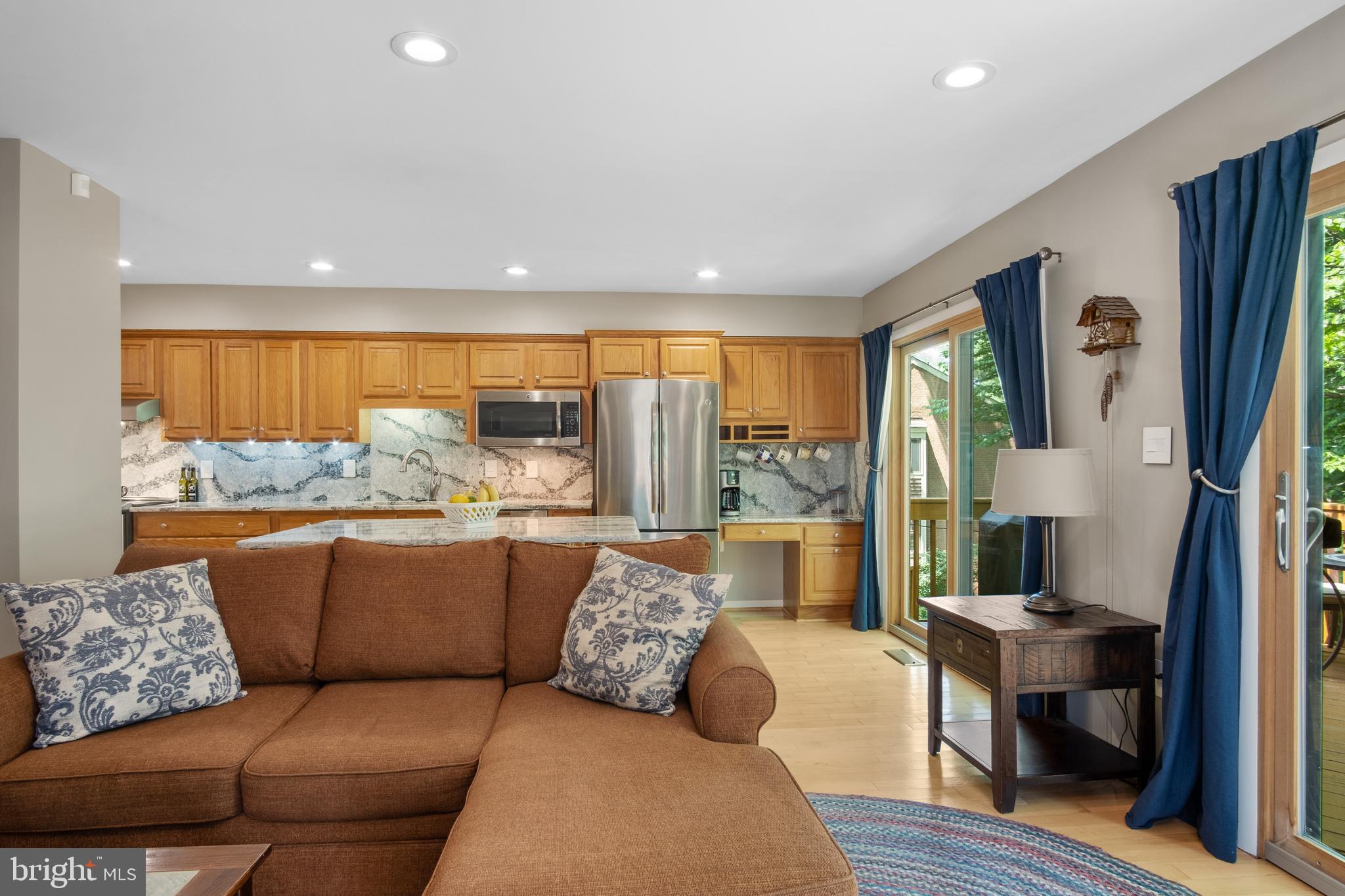 RESTON - Residential Lease