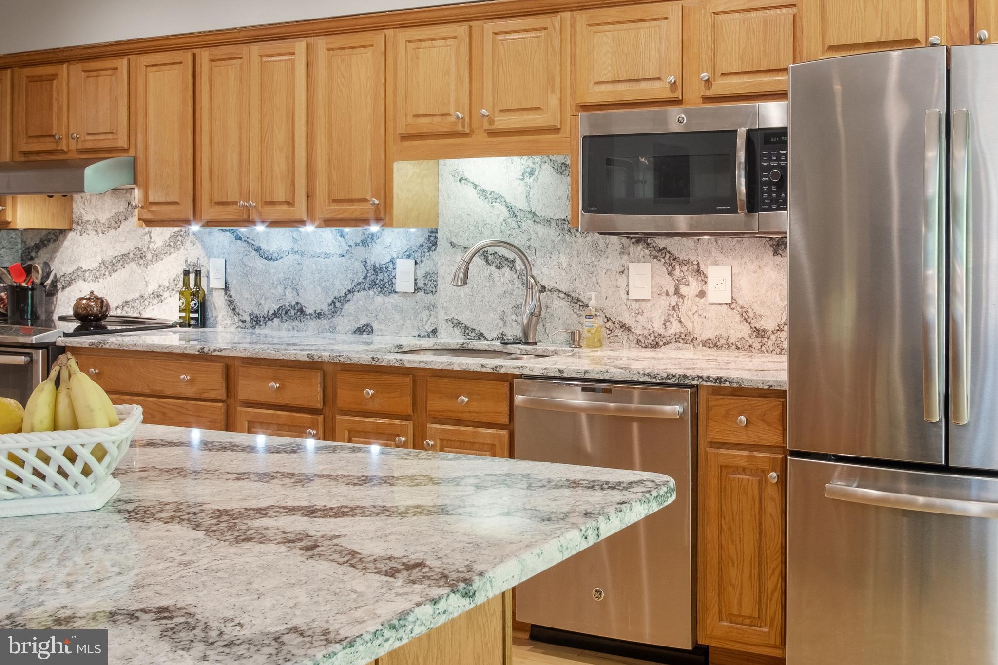 RESTON - Residential Lease