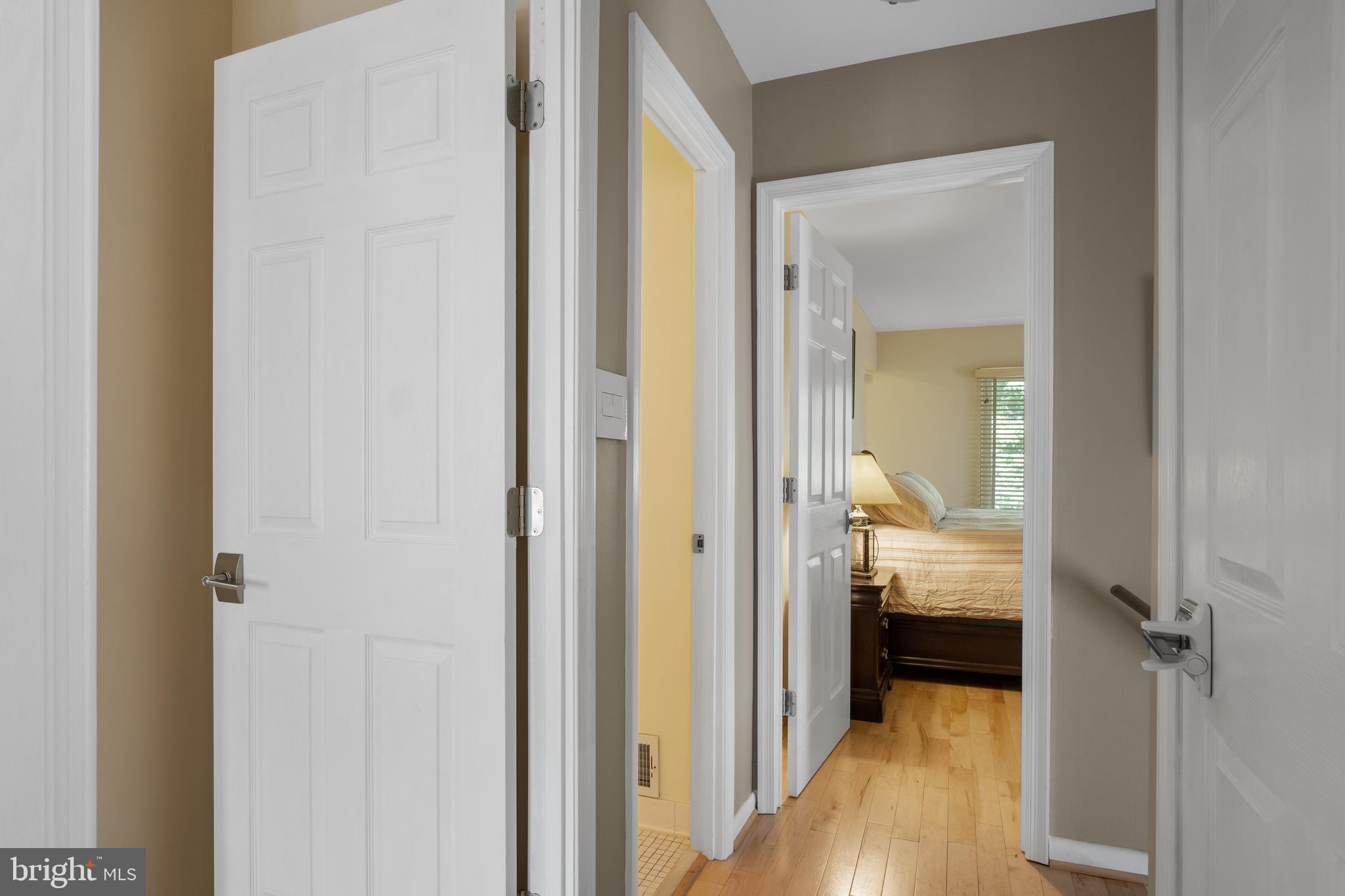 RESTON - Residential Lease