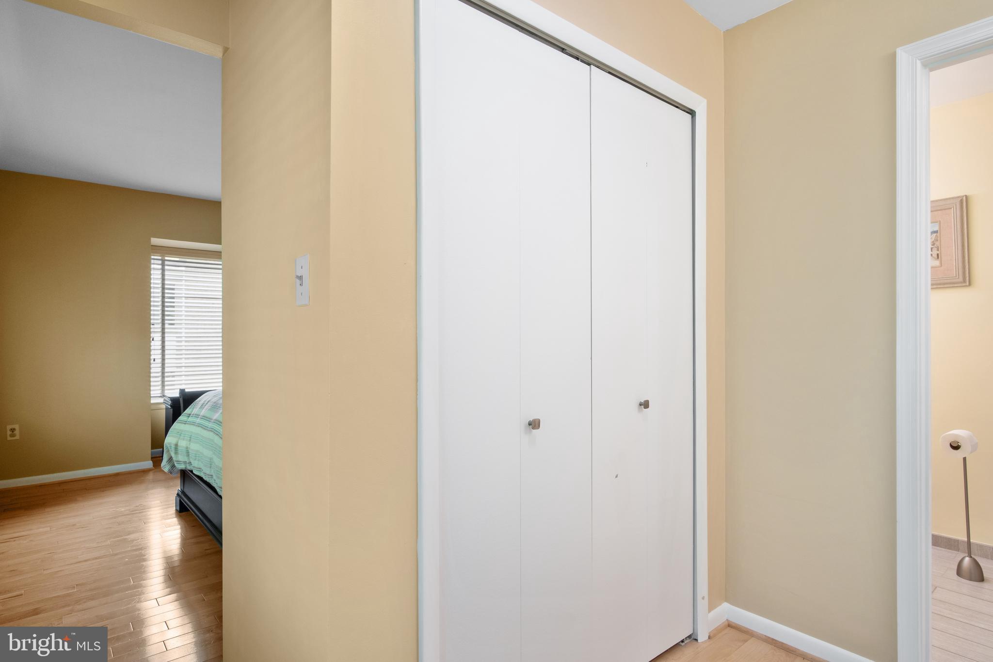 RESTON - Residential Lease