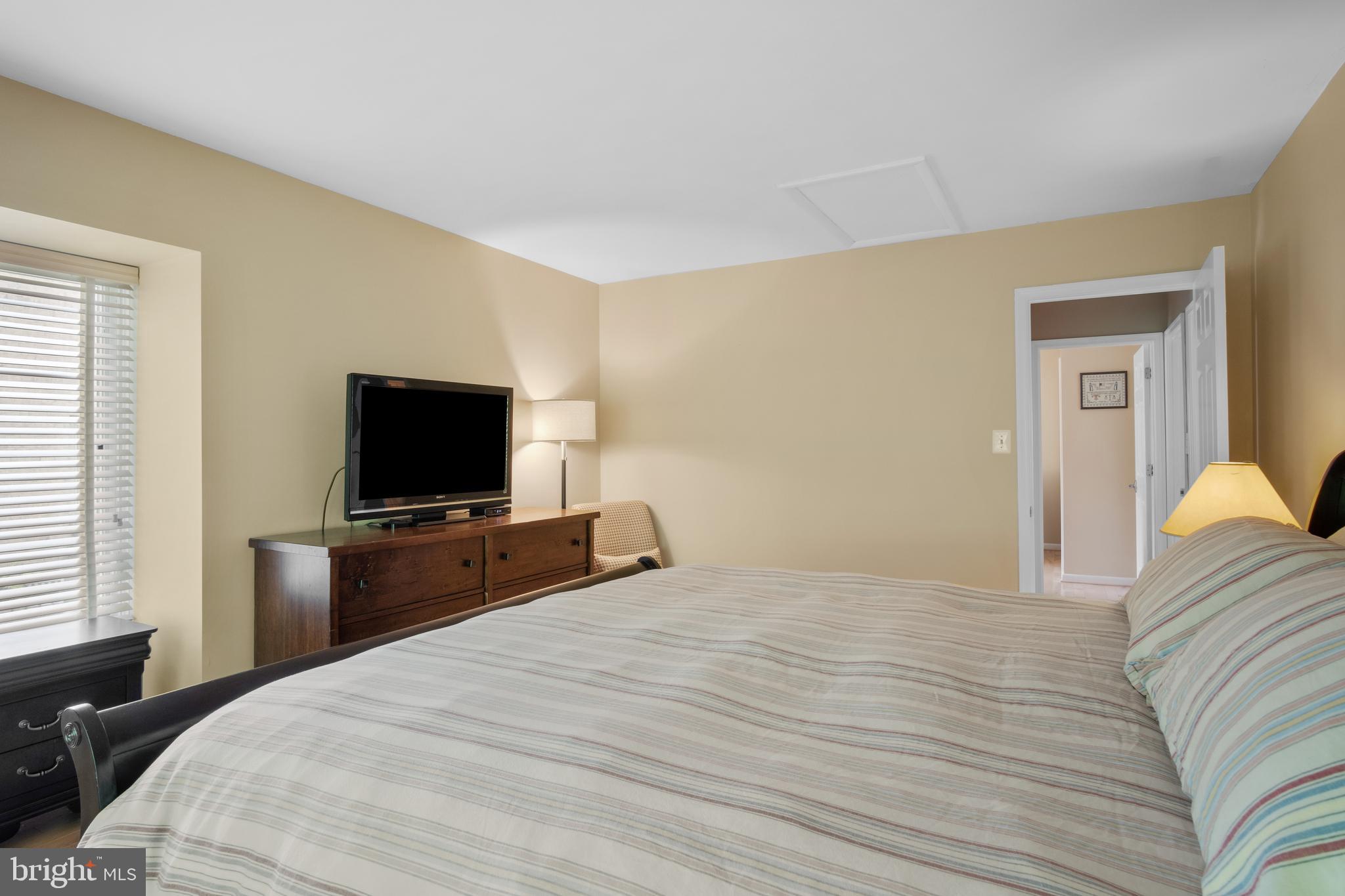 RESTON - Residential Lease