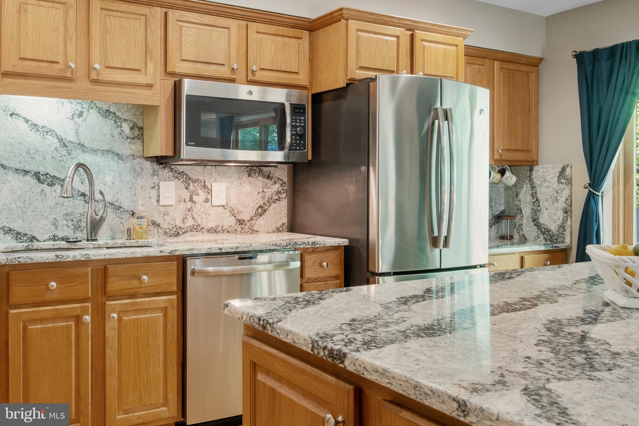 RESTON - Residential Lease