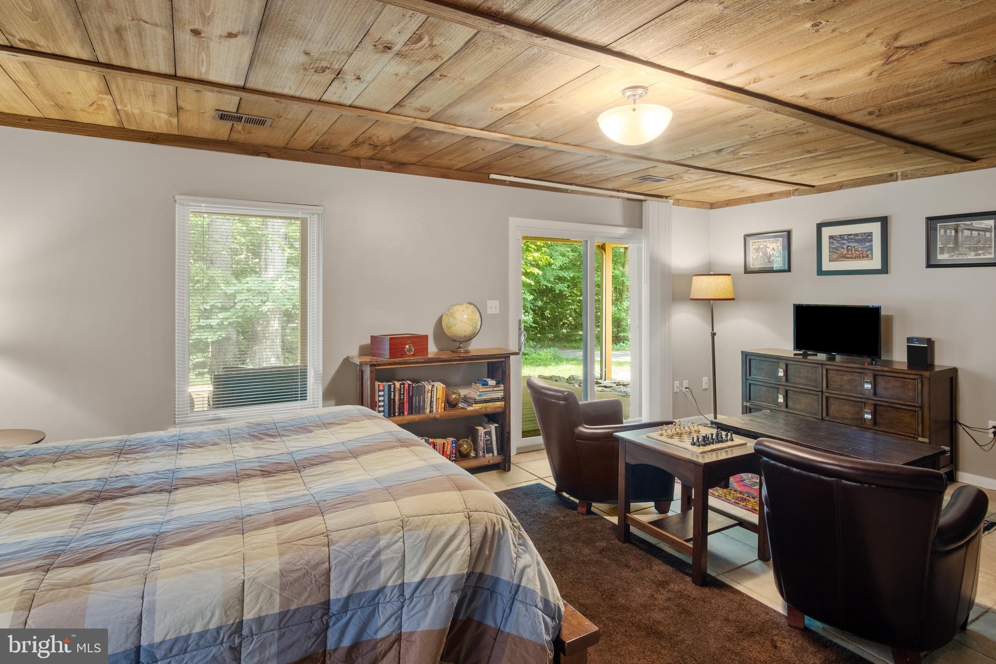 RESTON - Residential Lease