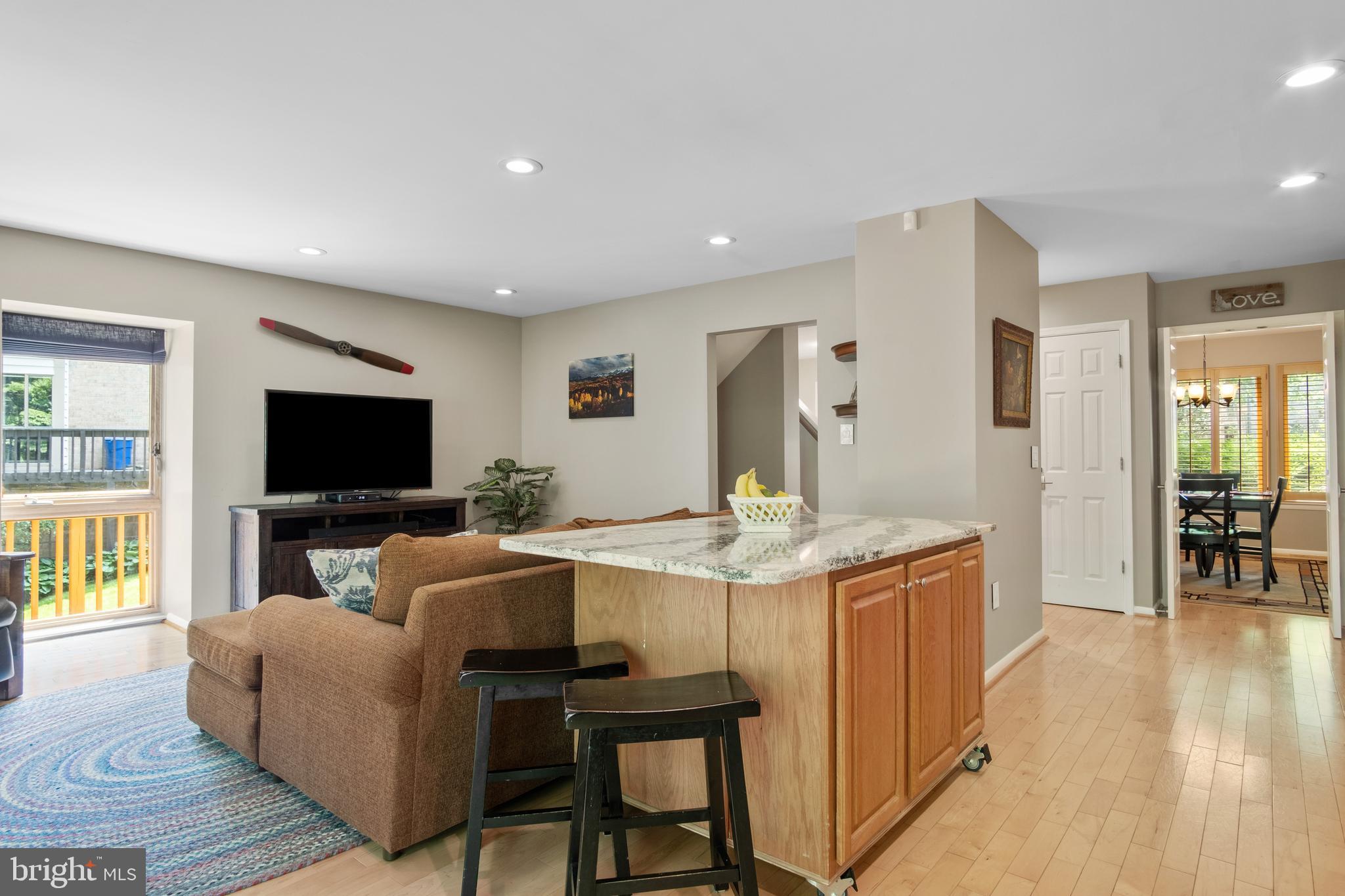 RESTON - Residential Lease