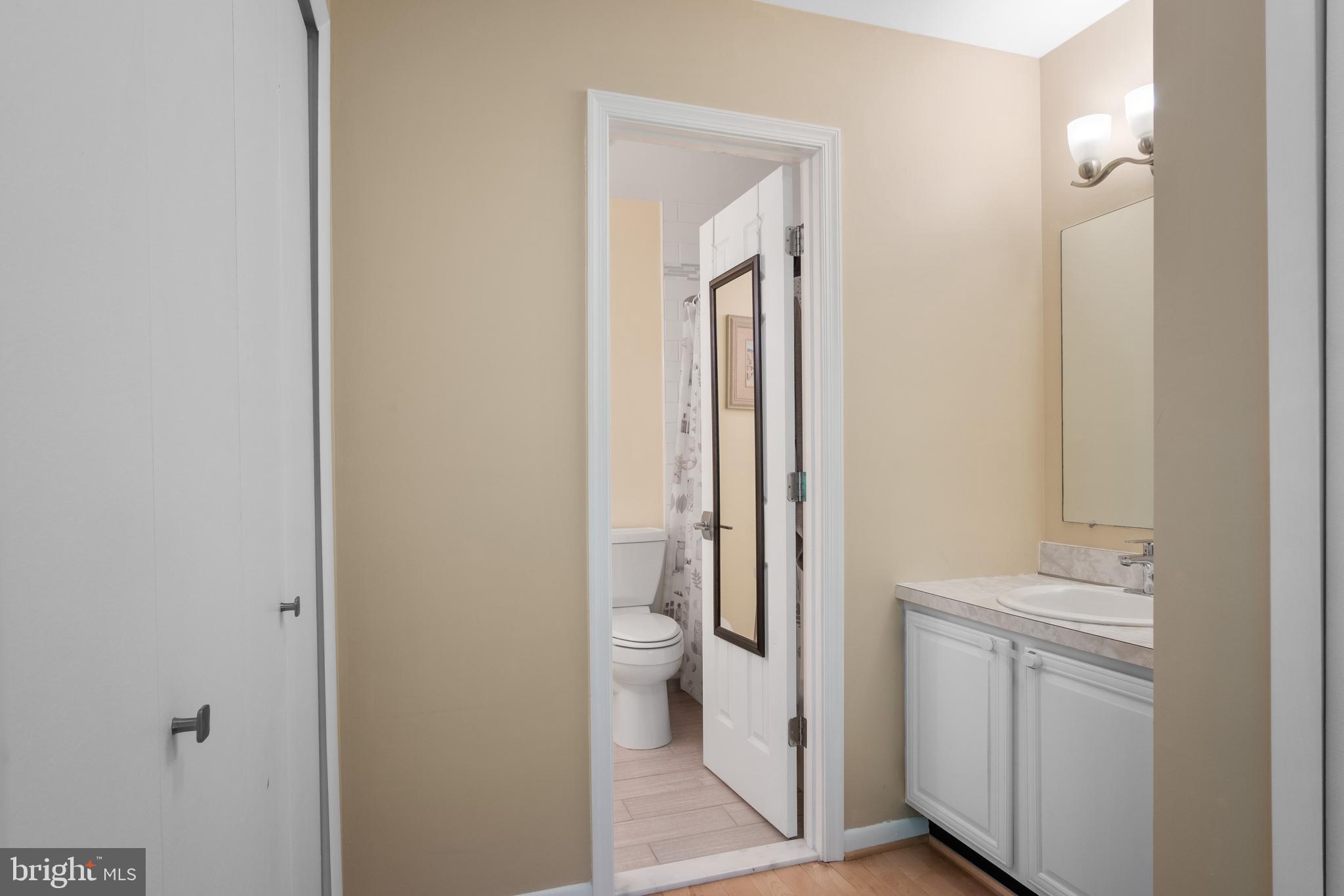 RESTON - Residential Lease