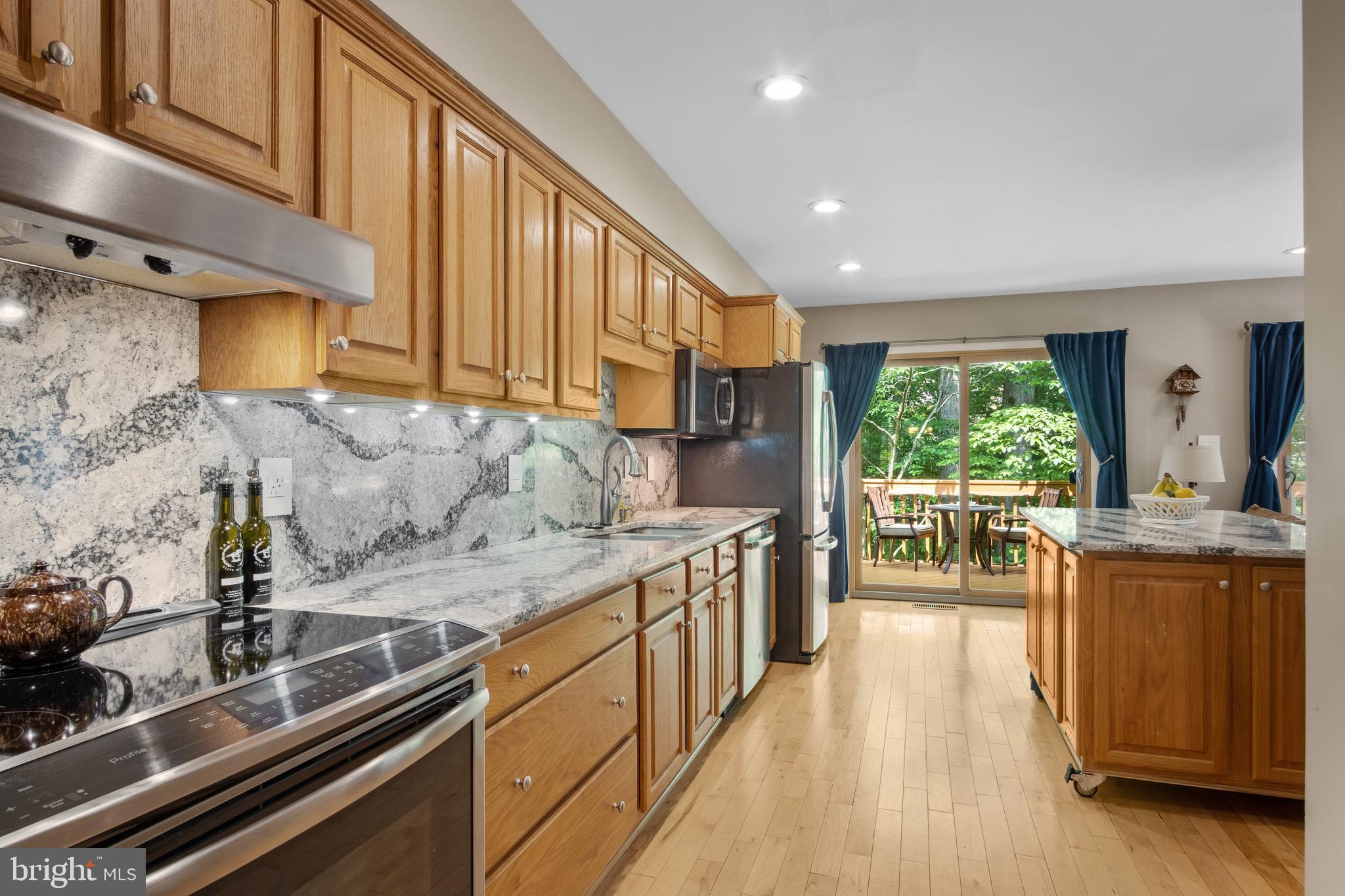 RESTON - Residential Lease