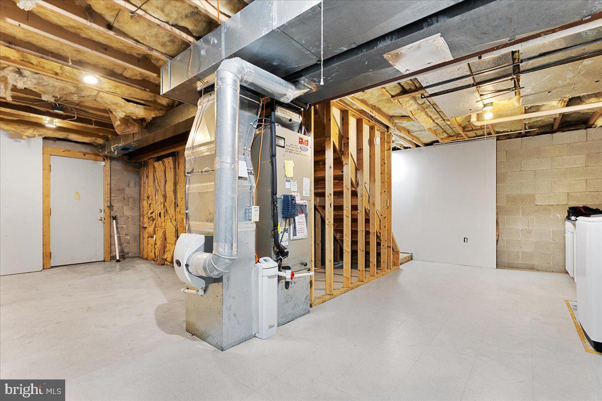 SEVERNA PARK - Residential Lease