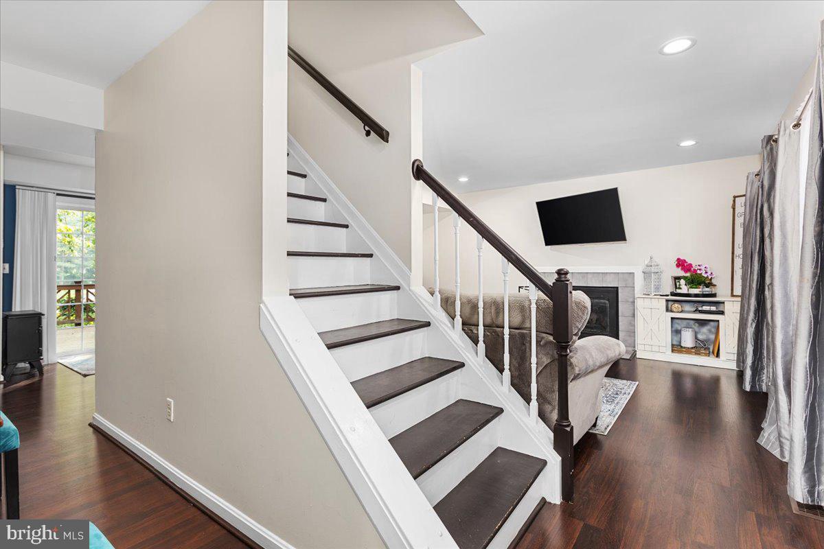 SEVERNA PARK - Residential Lease