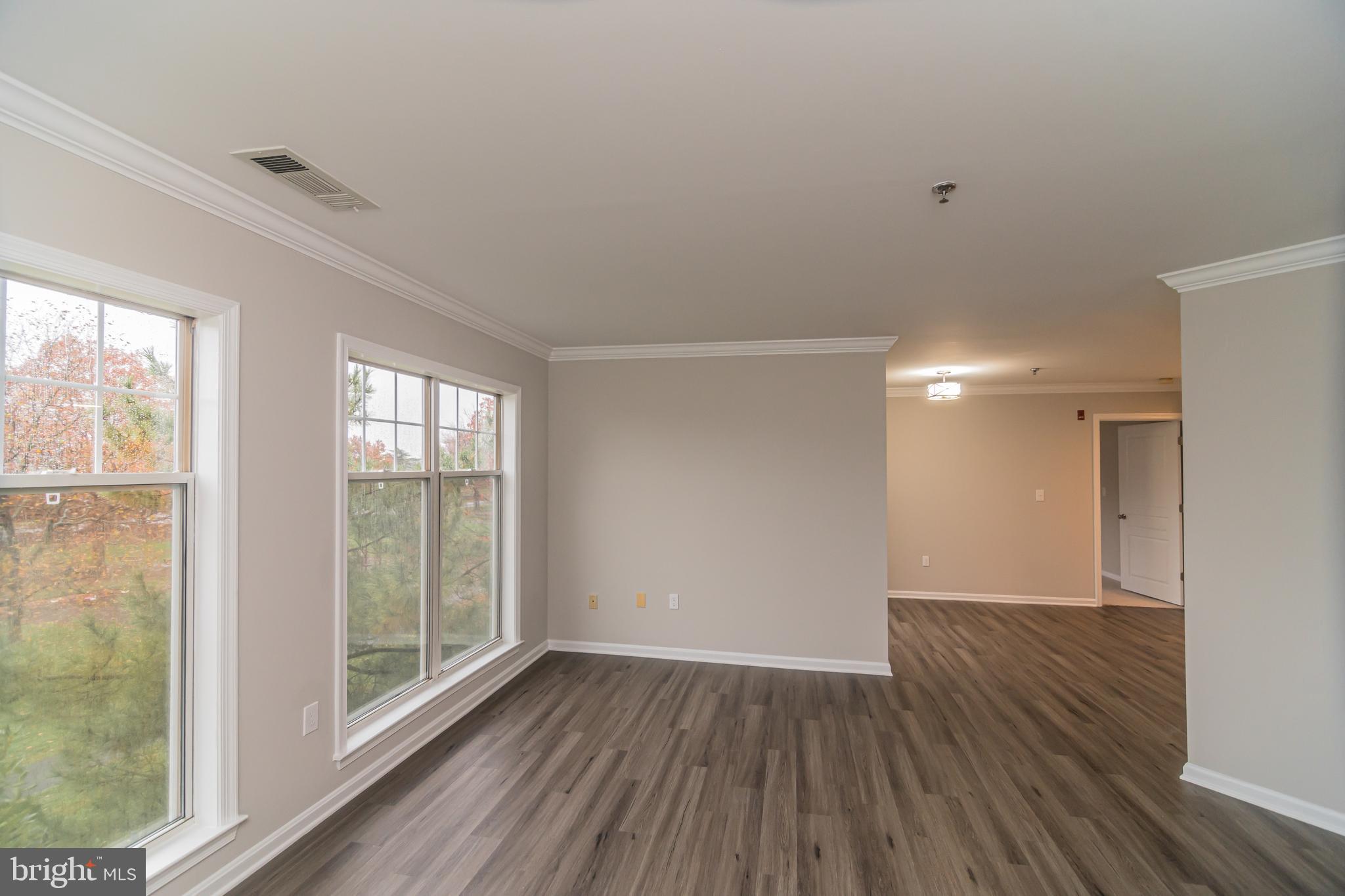 SAVOY PARK CONDOMINIUMS - Residential