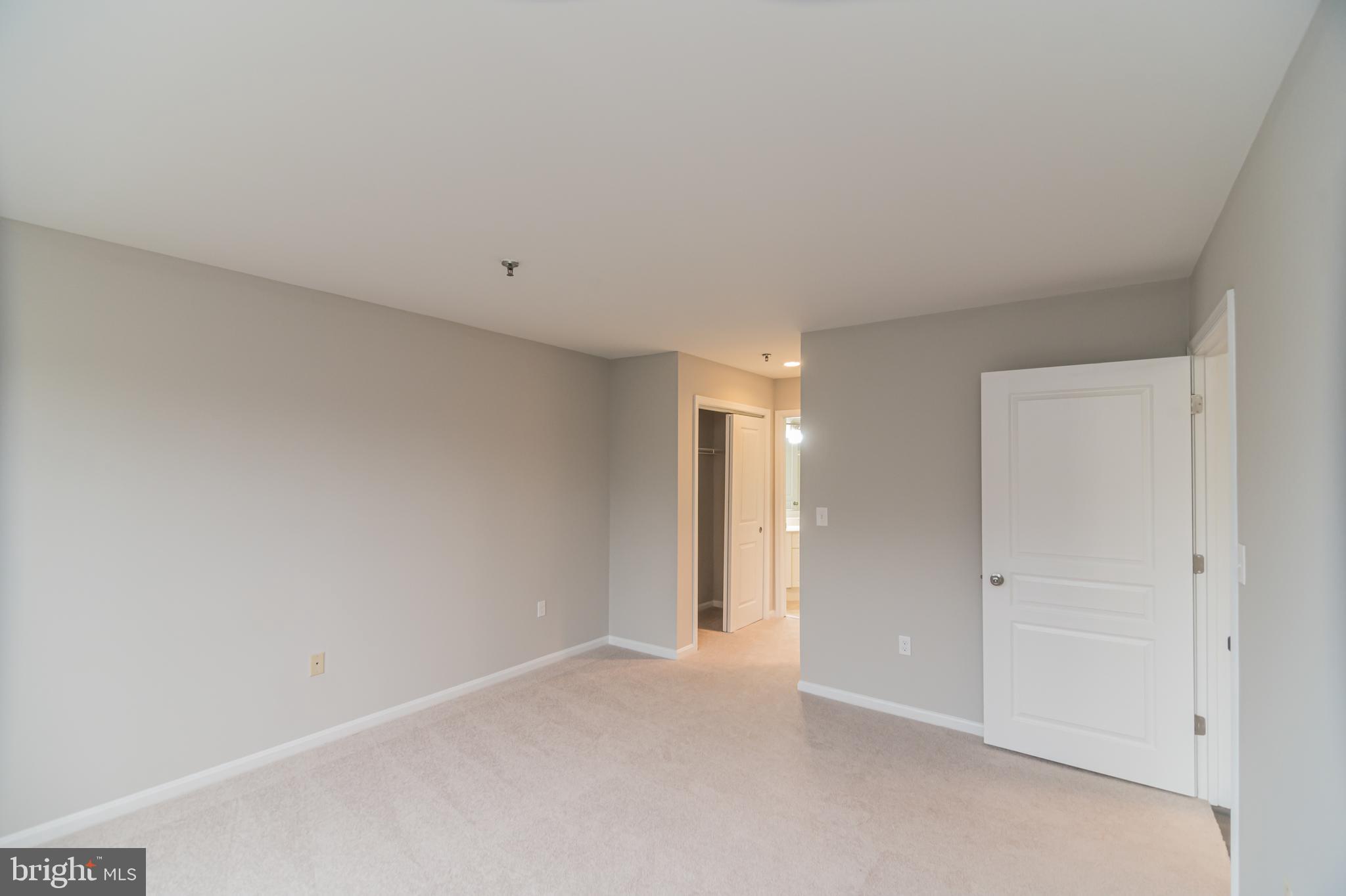 SAVOY PARK CONDOMINIUMS - Residential