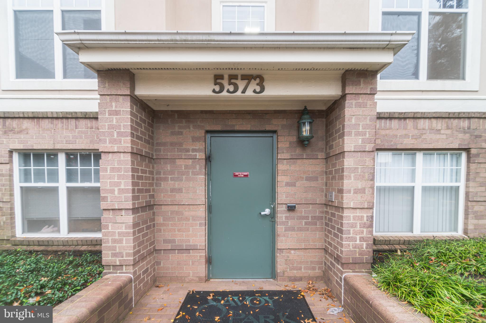 SAVOY PARK CONDOMINIUMS - Residential