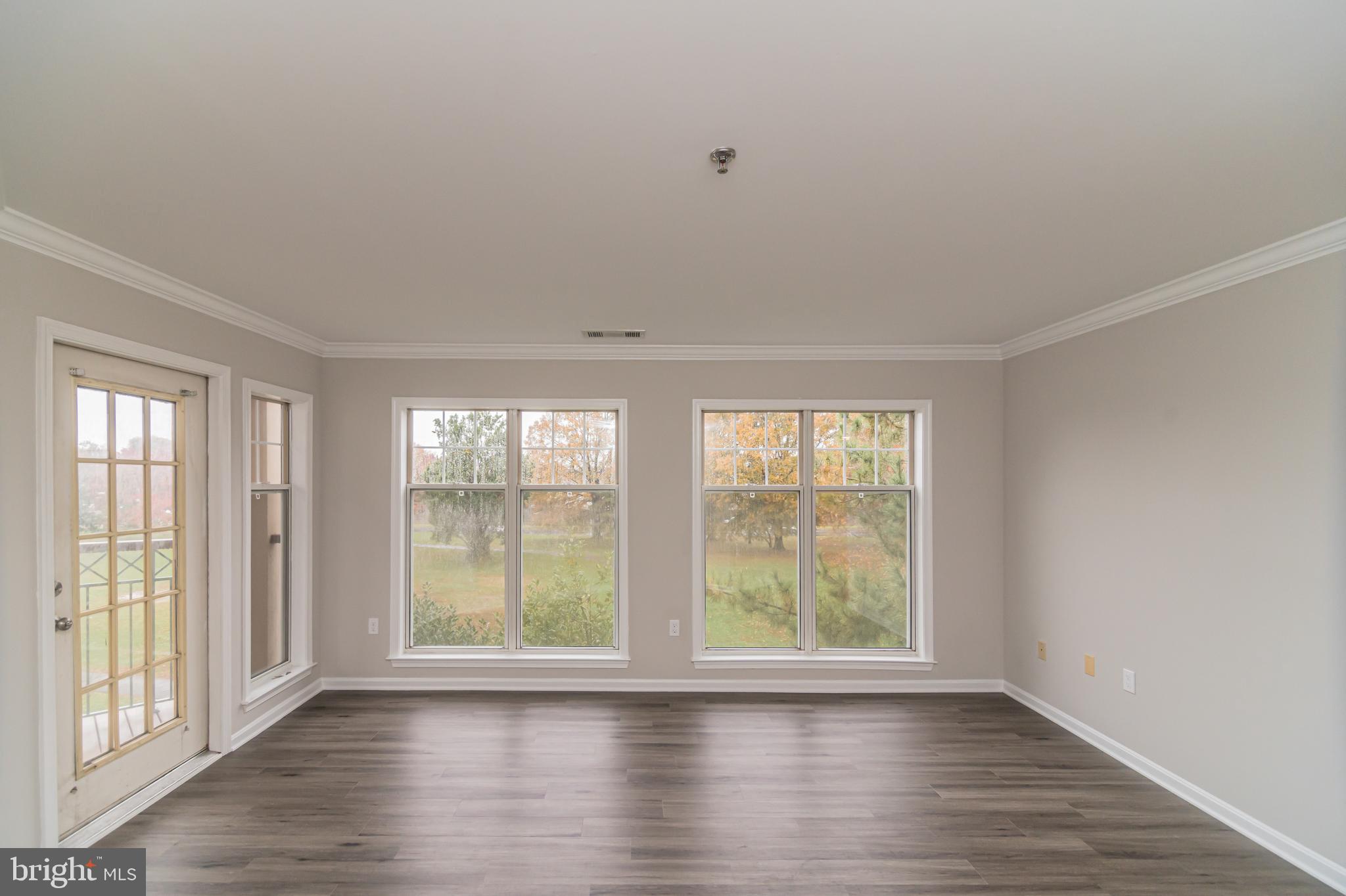 SAVOY PARK CONDOMINIUMS - Residential