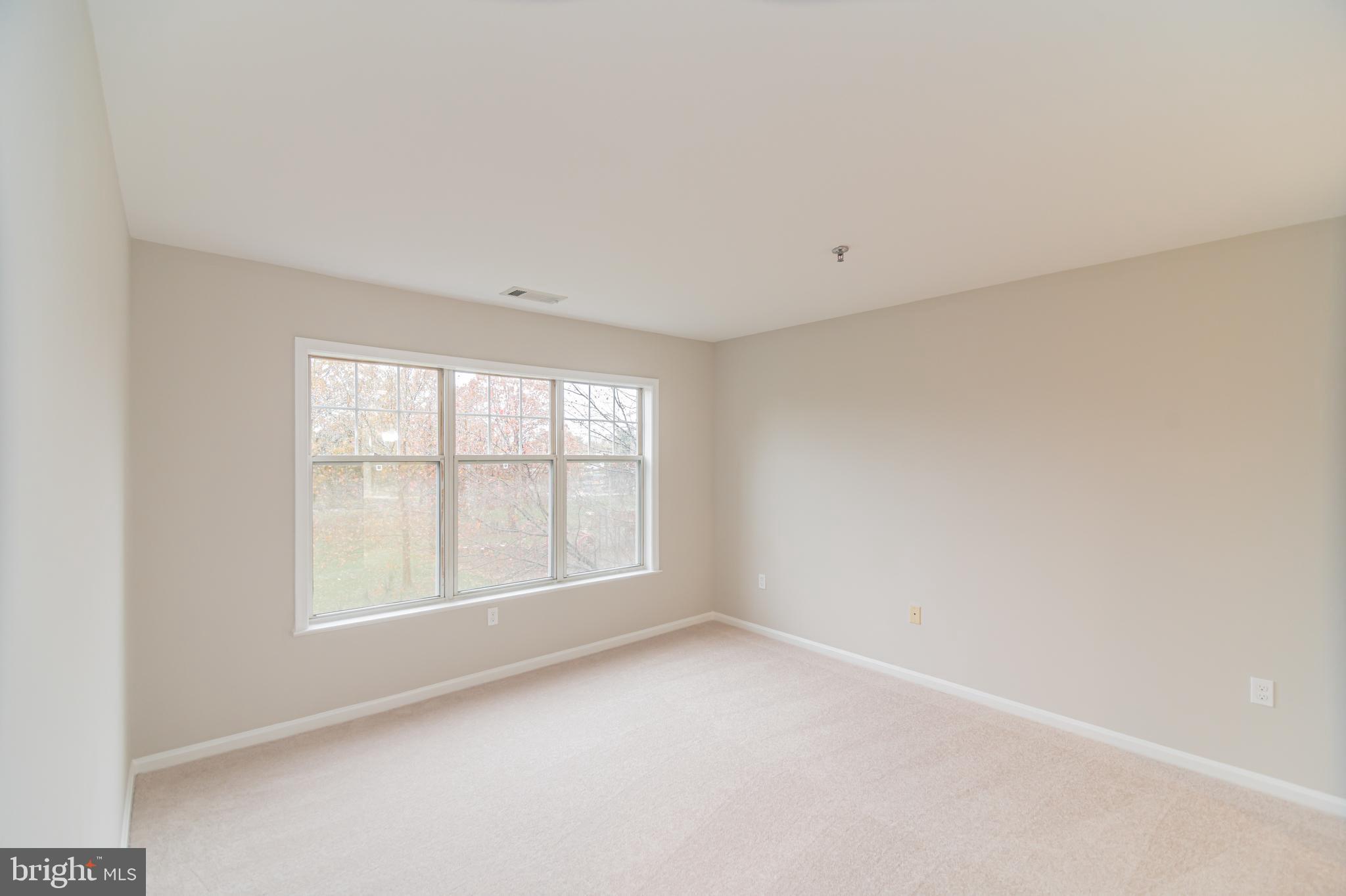 SAVOY PARK CONDOMINIUMS - Residential