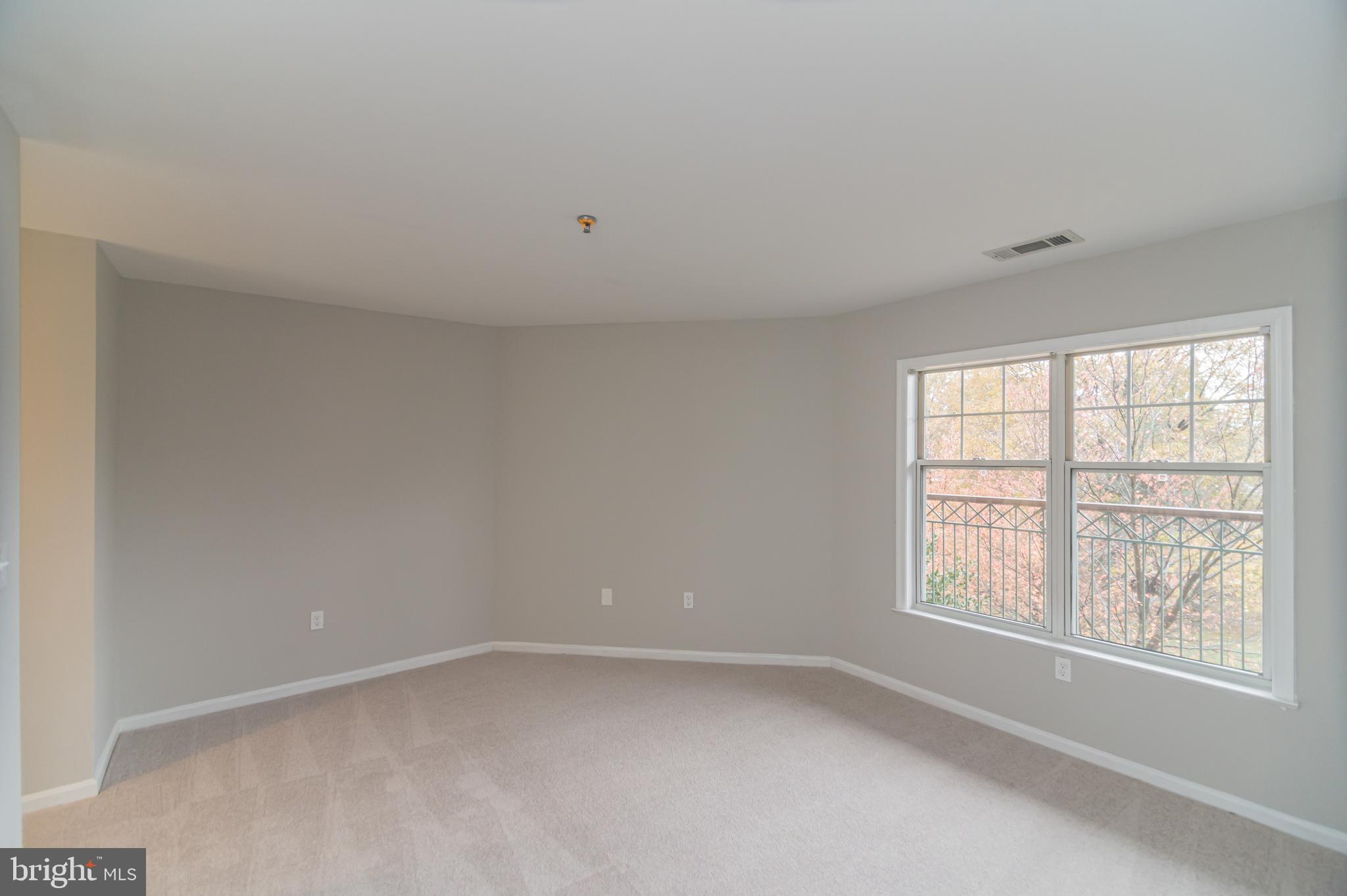 SAVOY PARK CONDOMINIUMS - Residential