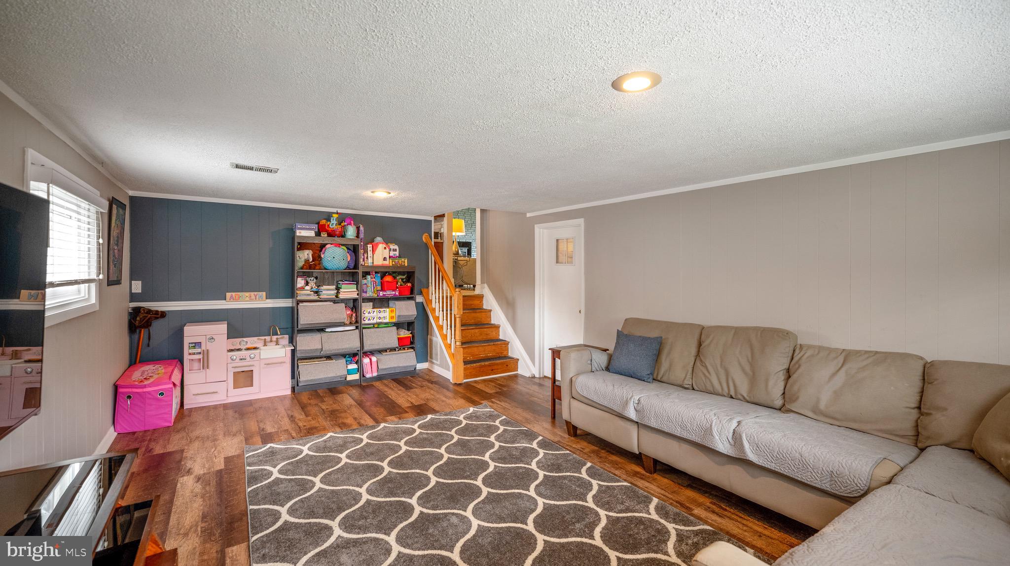 TWINBROOK FOREST - Residential