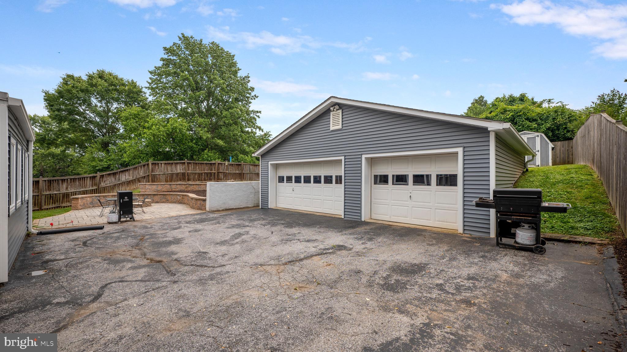 TWINBROOK FOREST - Residential